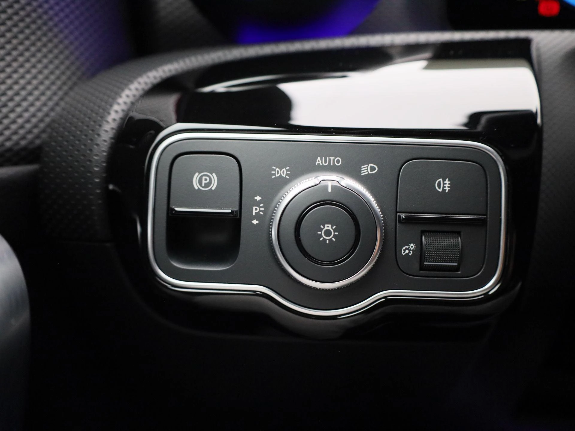 Mercedes-Benz-A-Klasse-image-22