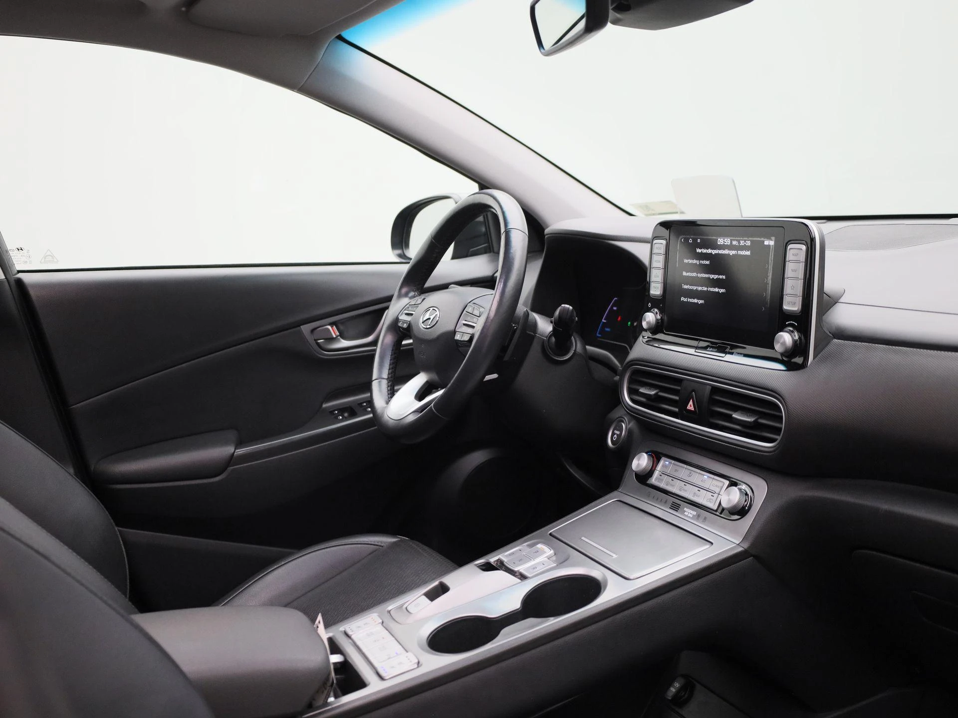 Hyundai-Kona-image-32