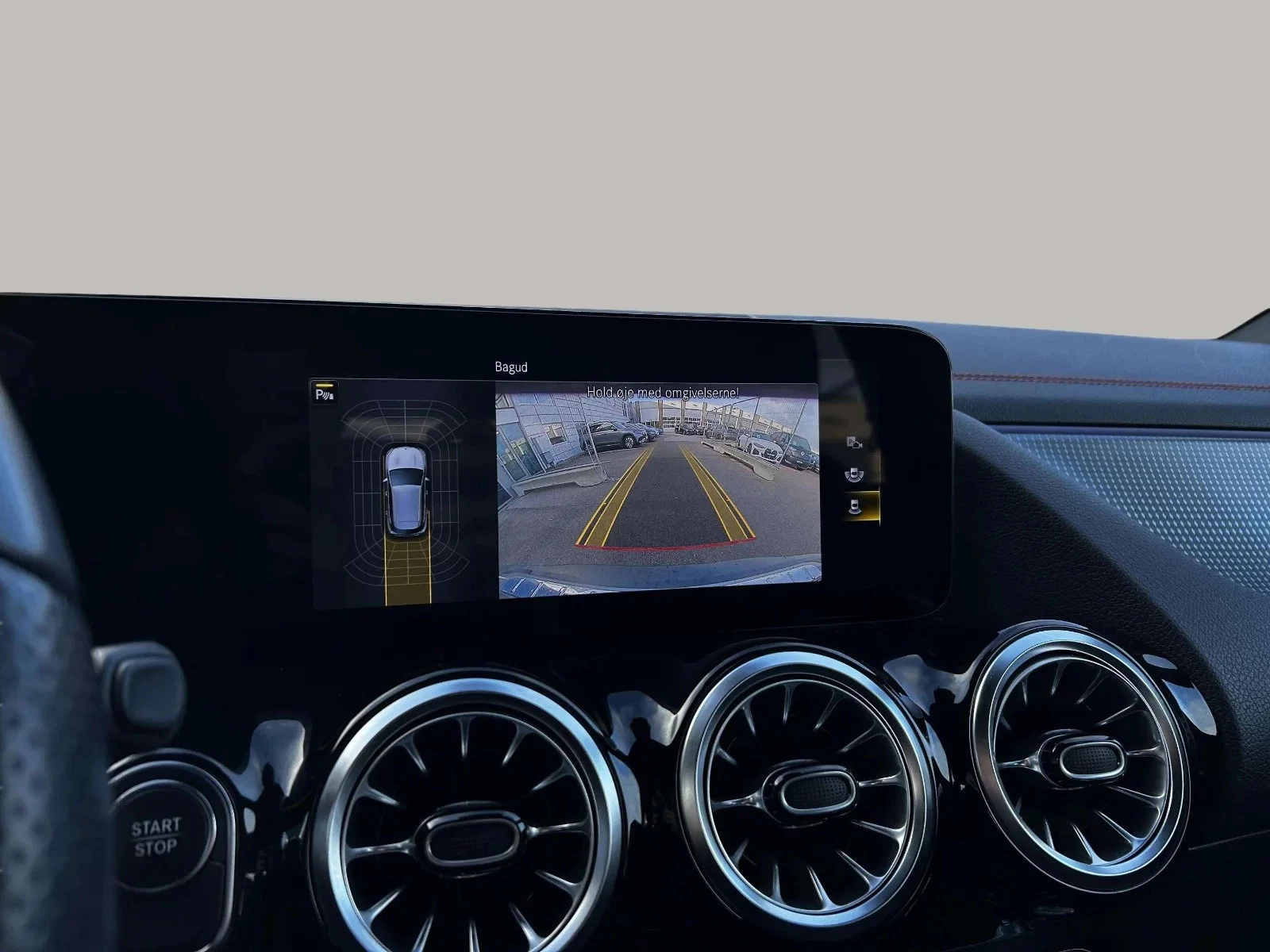 Mercedes-Benz-EQA-image-20