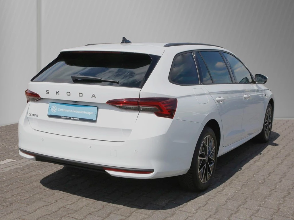 Škoda-Octavia-image-3