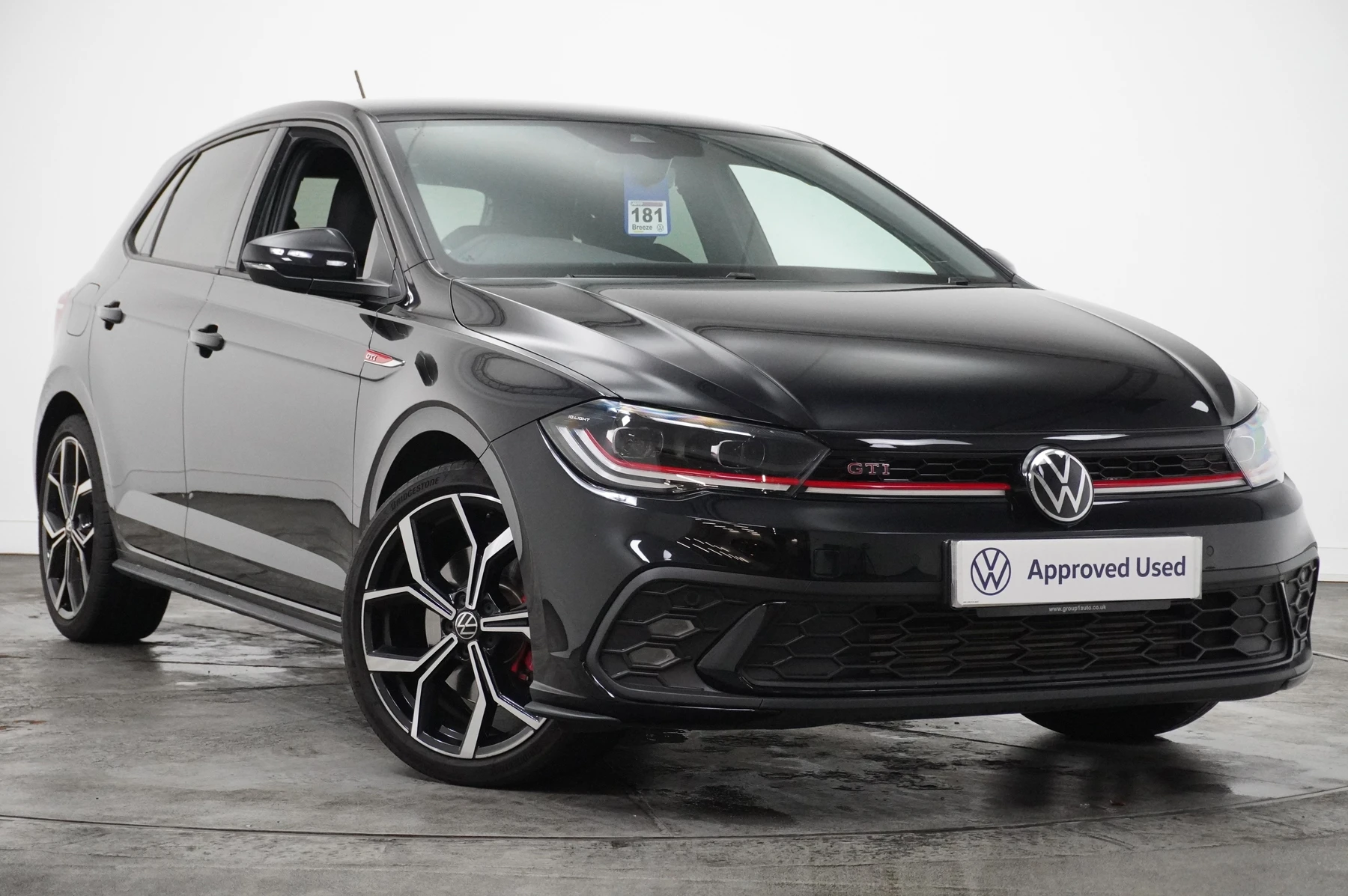 Volkswagen-Polo-image-0