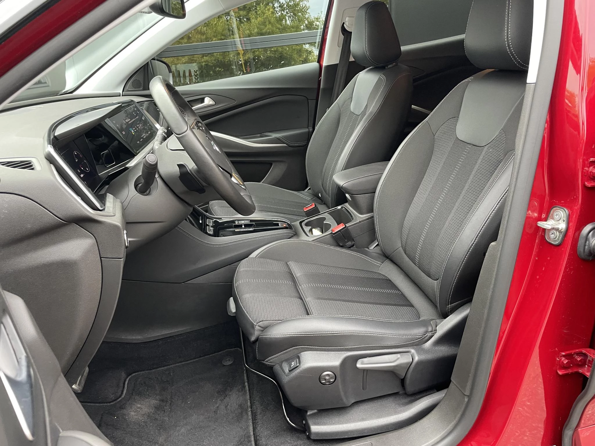 Opel-Grandland-image-21