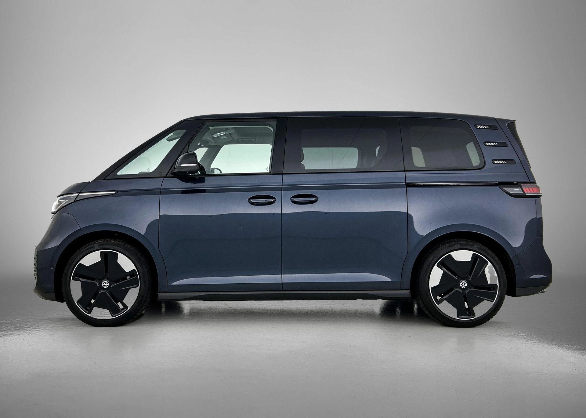 Volkswagen-ID. Buzz-image-1