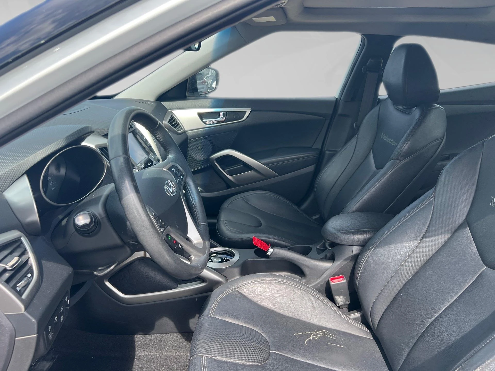 Hyundai Veloster 1.6 GDI 140 PACK PREMIUM DCT-6