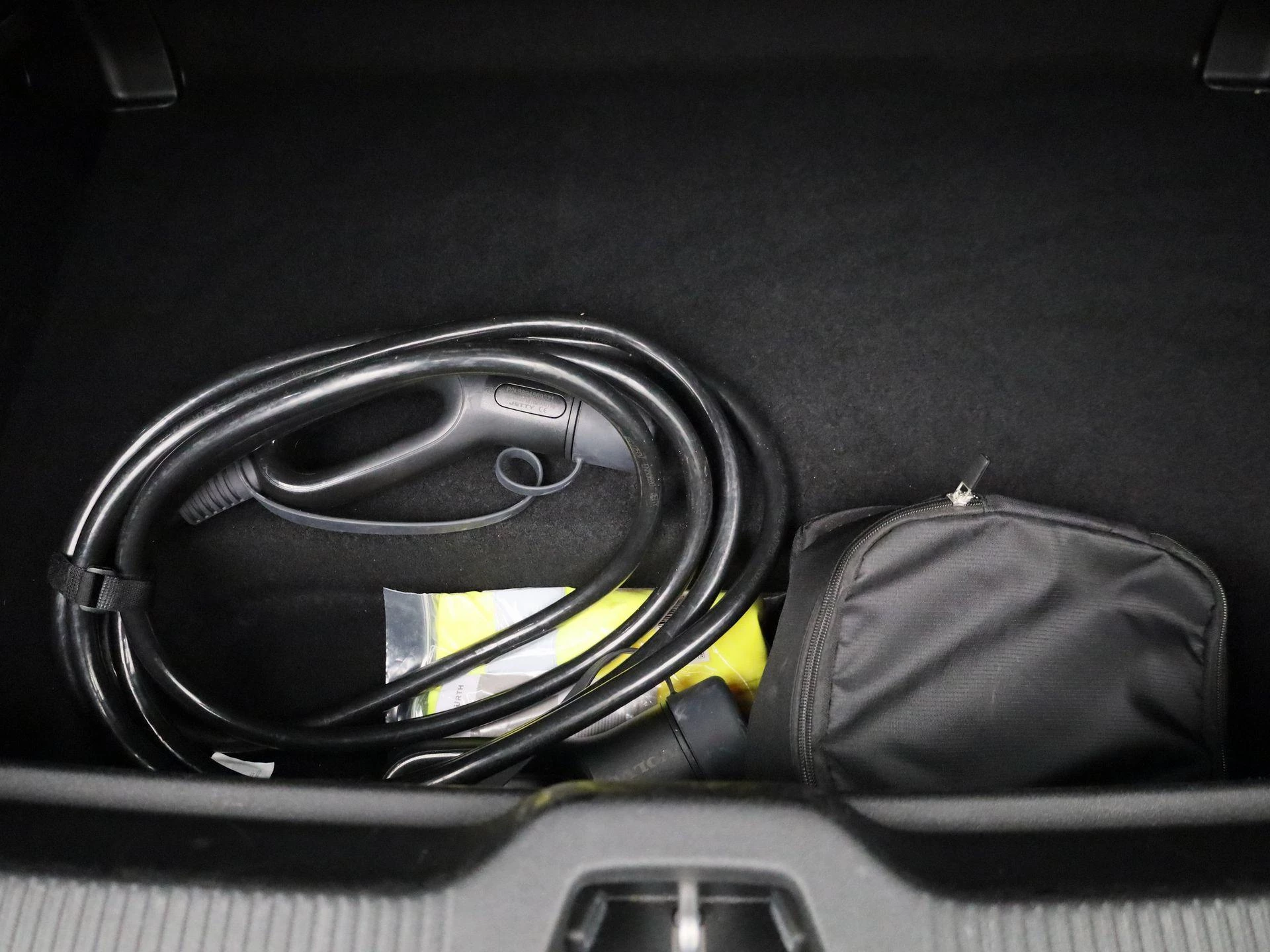 Volvo EX30 Single Motor Extended Range Plus