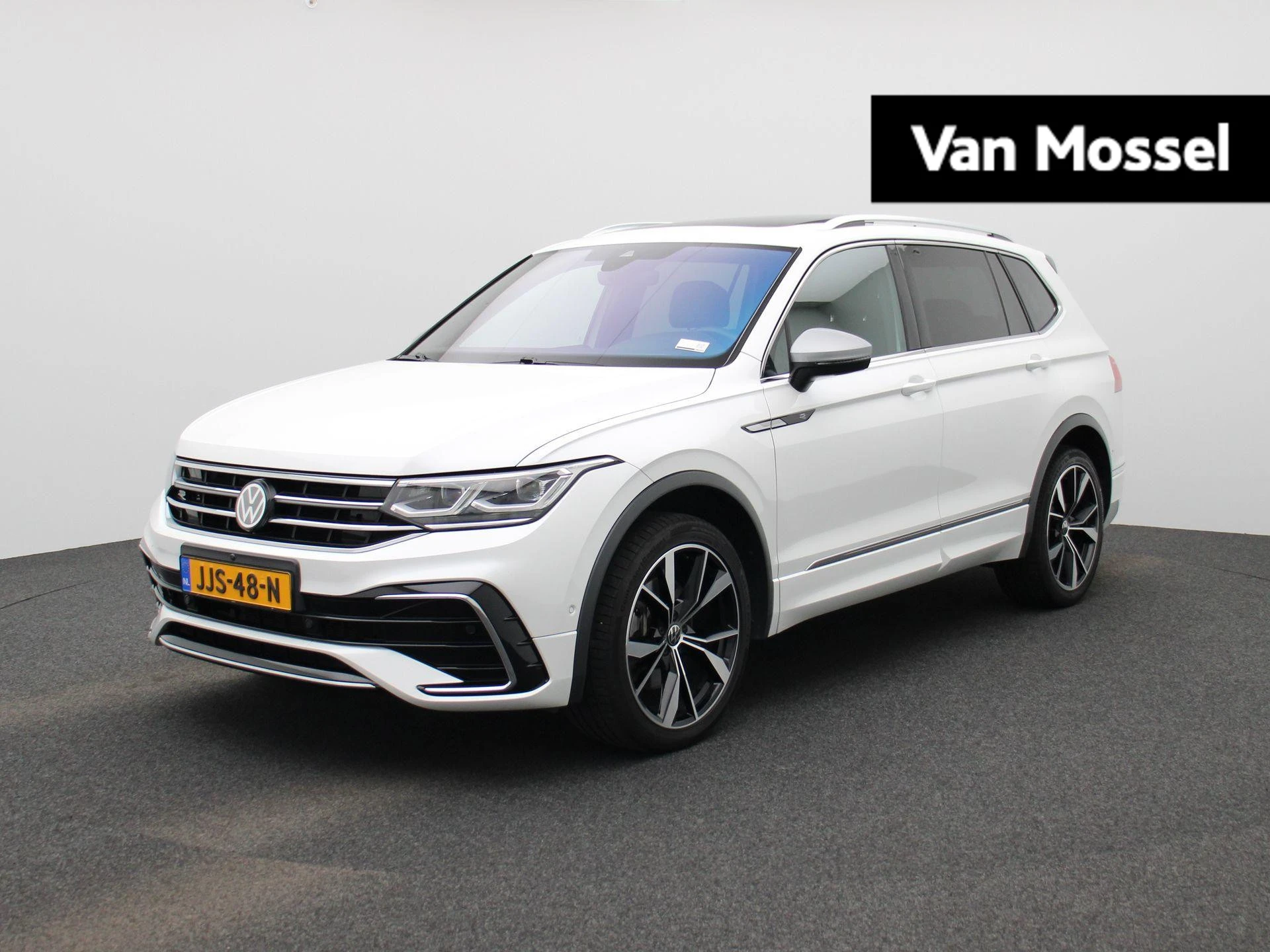 Volkswagen-Tiguan Allspace-image-0