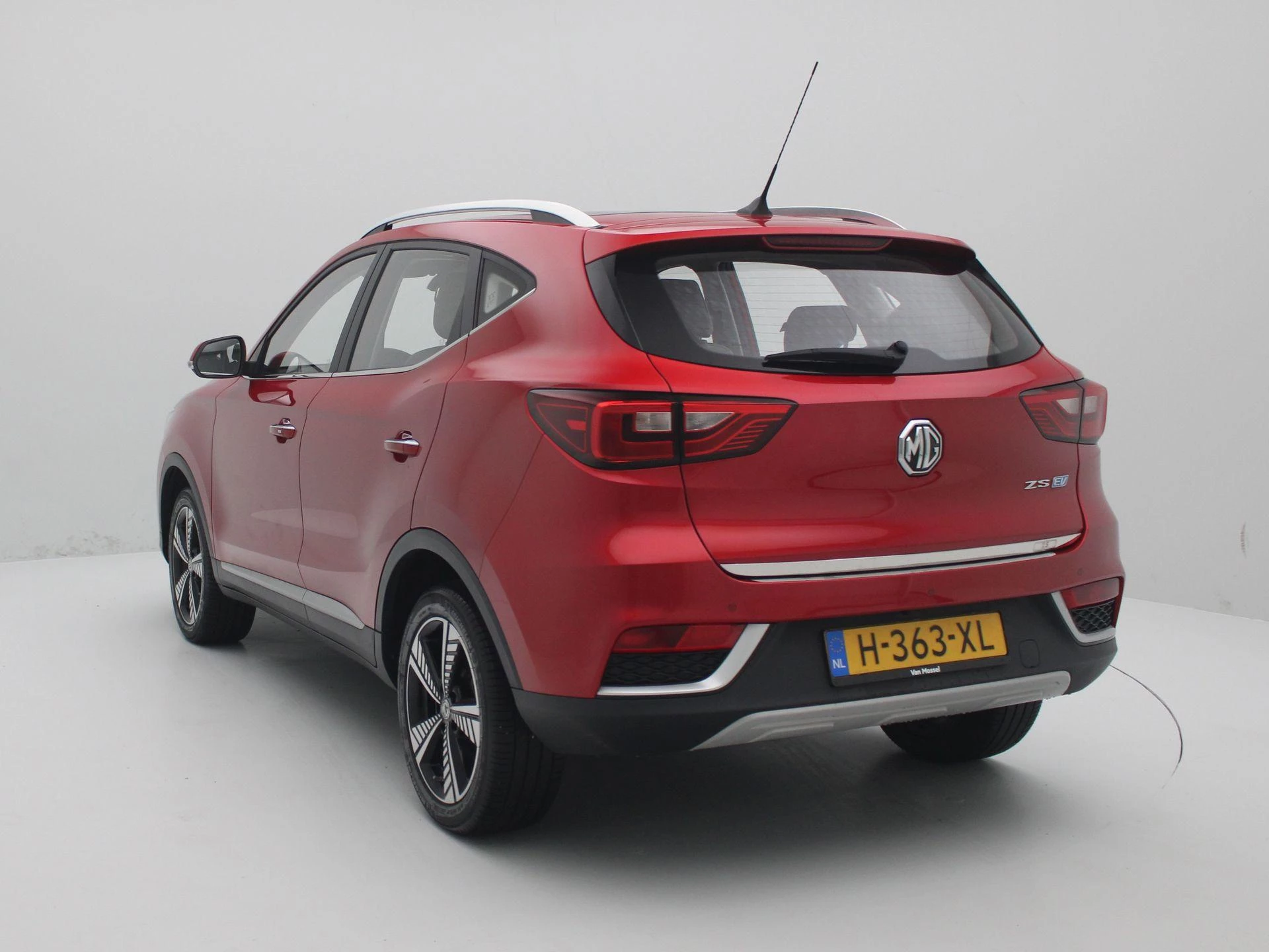 MG ZS EV Luxury 45 kWh
