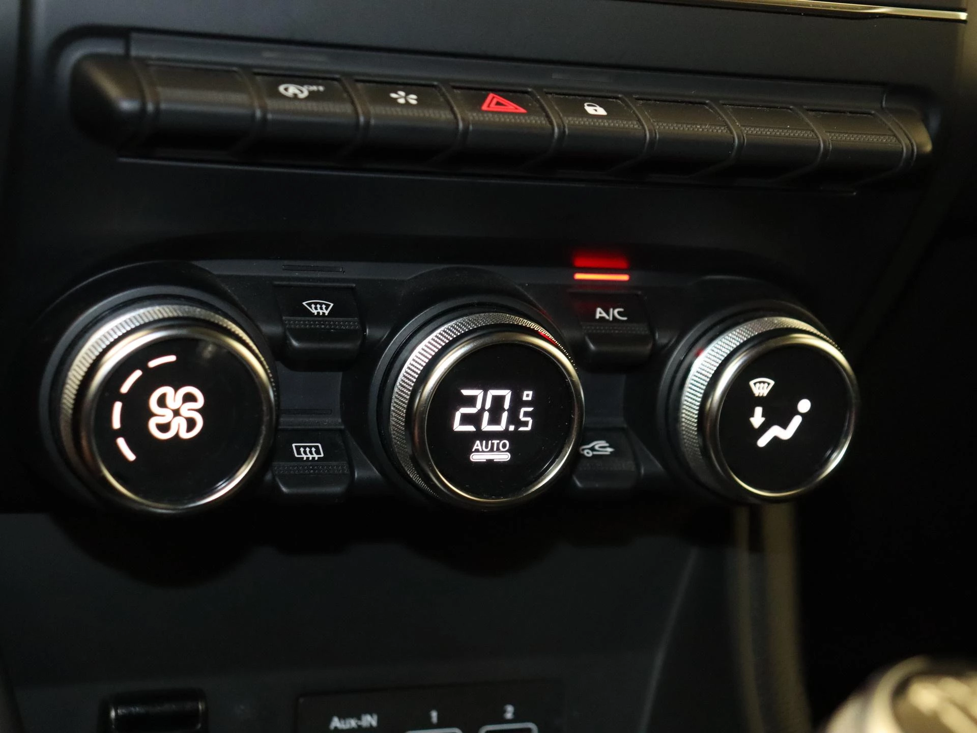 Renault-Captur-image-18