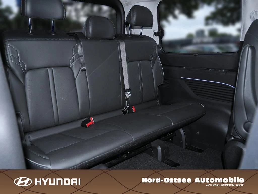Hyundai Staria 2.2 CRDi SIGNATURE PARK-PAKET SOUND BOSE