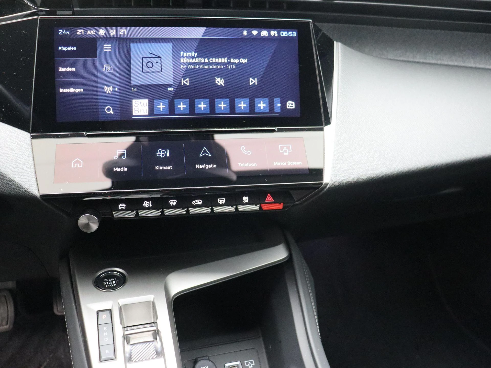 Peugeot-e-308-image-11