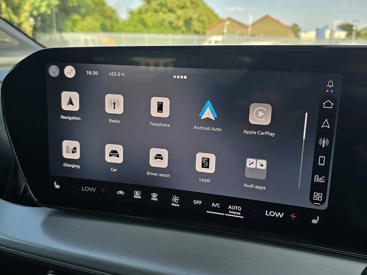 Audi-Q4 e-tron-image-22