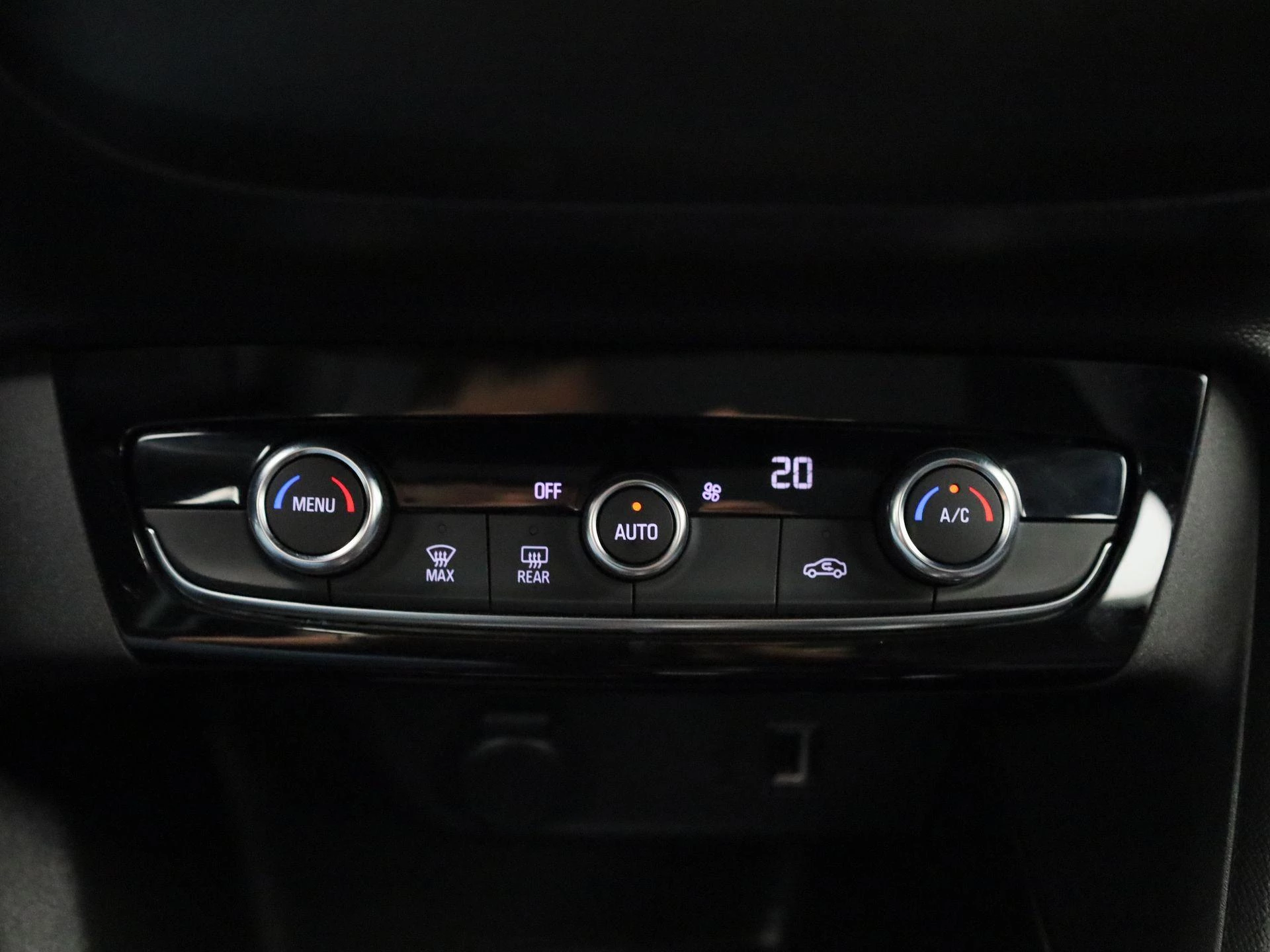 Opel-Corsa-e-image-16
