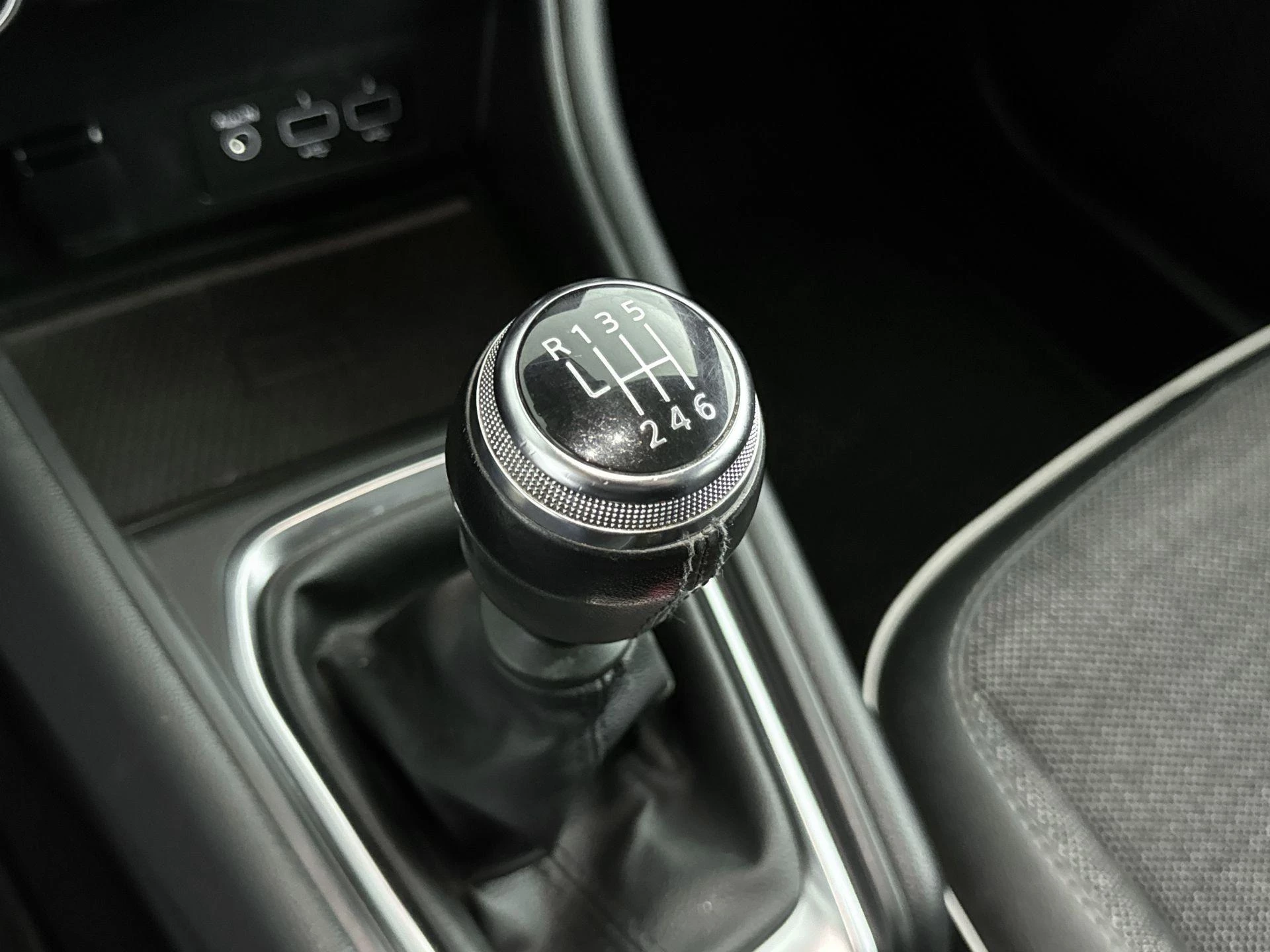 Renault-Captur-image-22