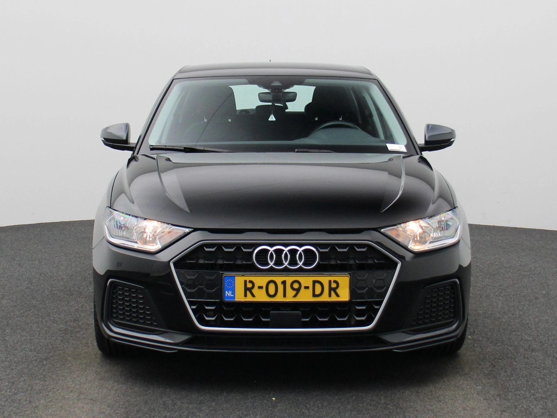 Audi-A1 Sportback-image-3