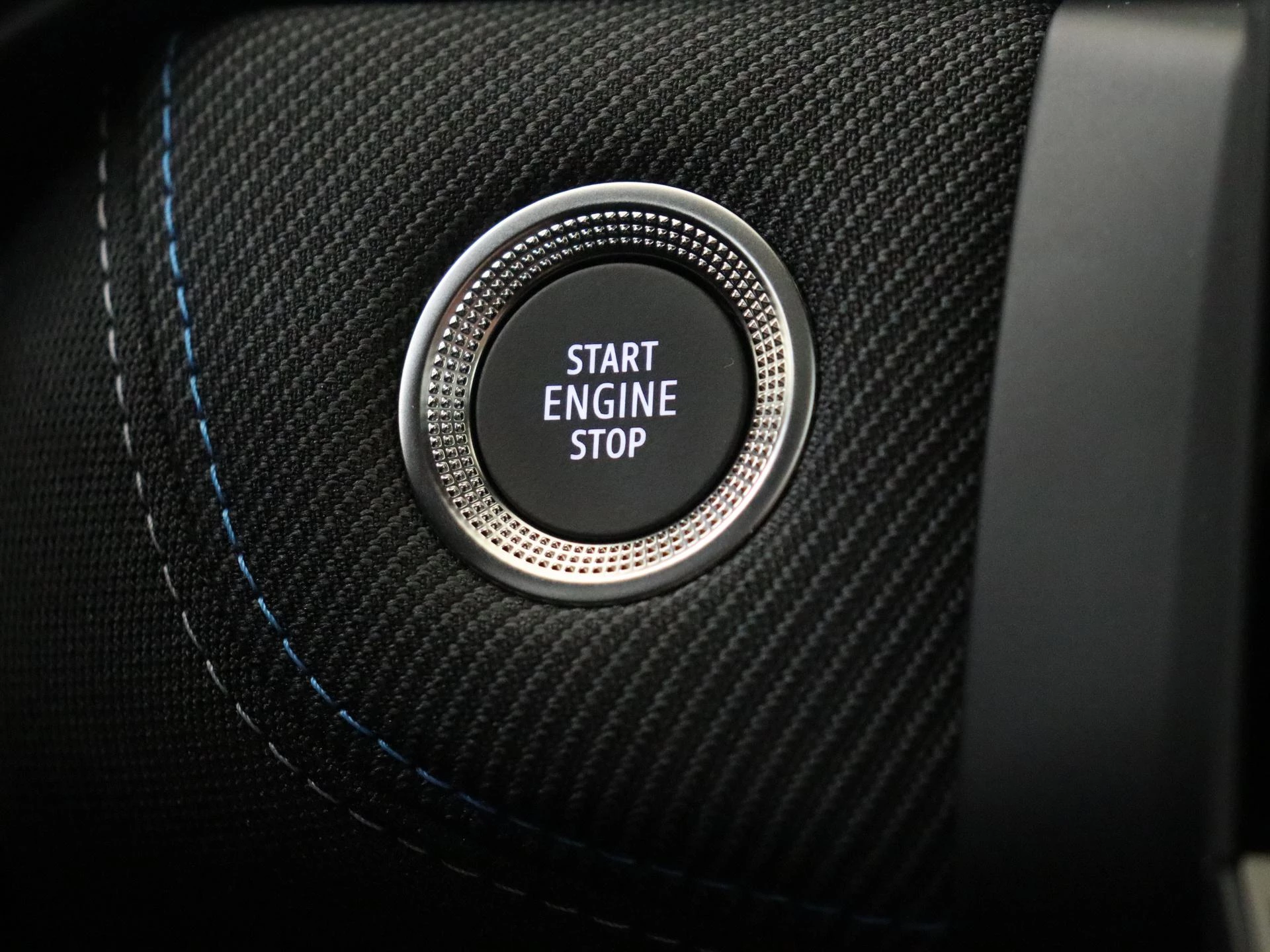 Renault-Captur-image-24