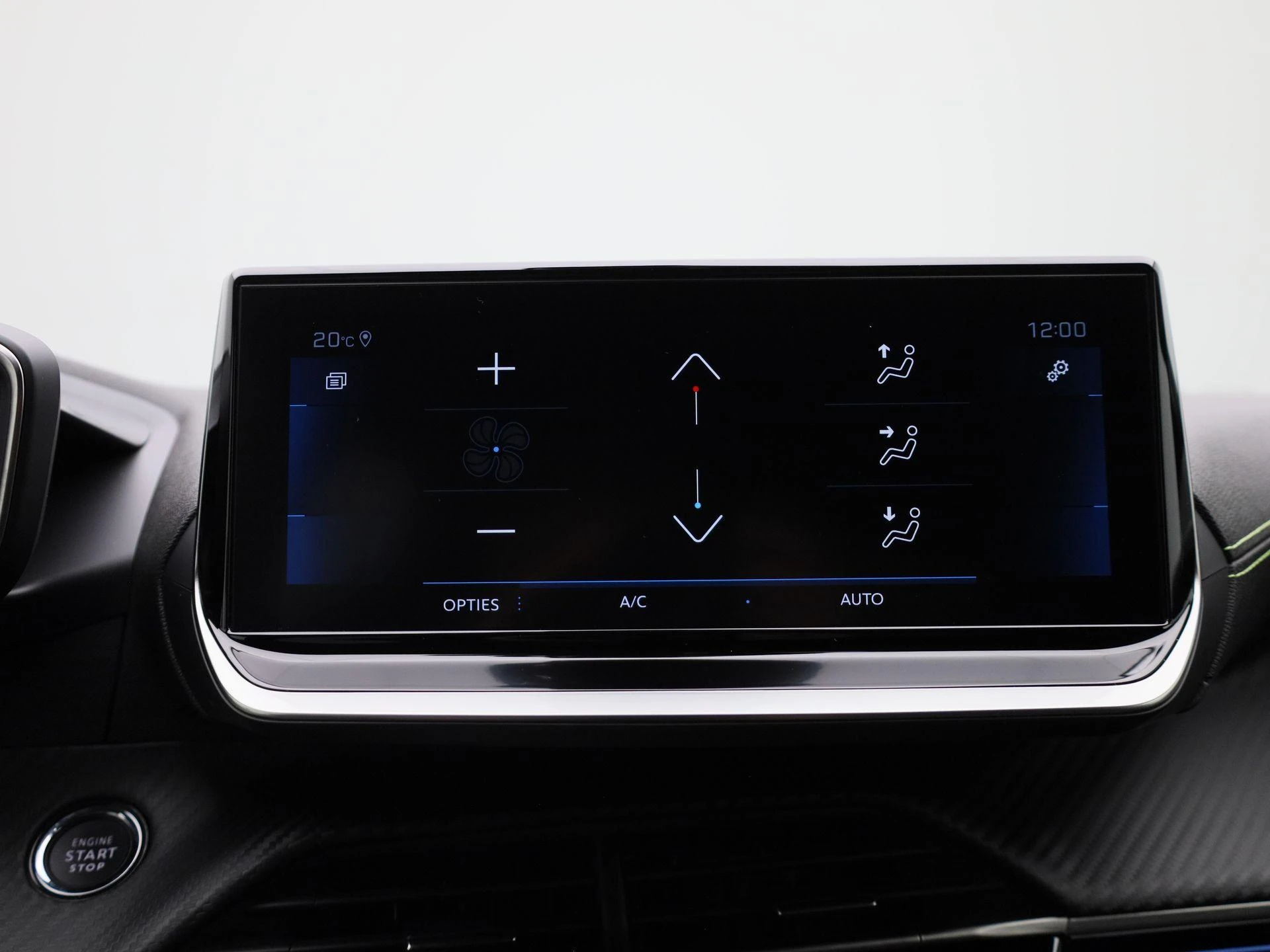Peugeot-208-image-21