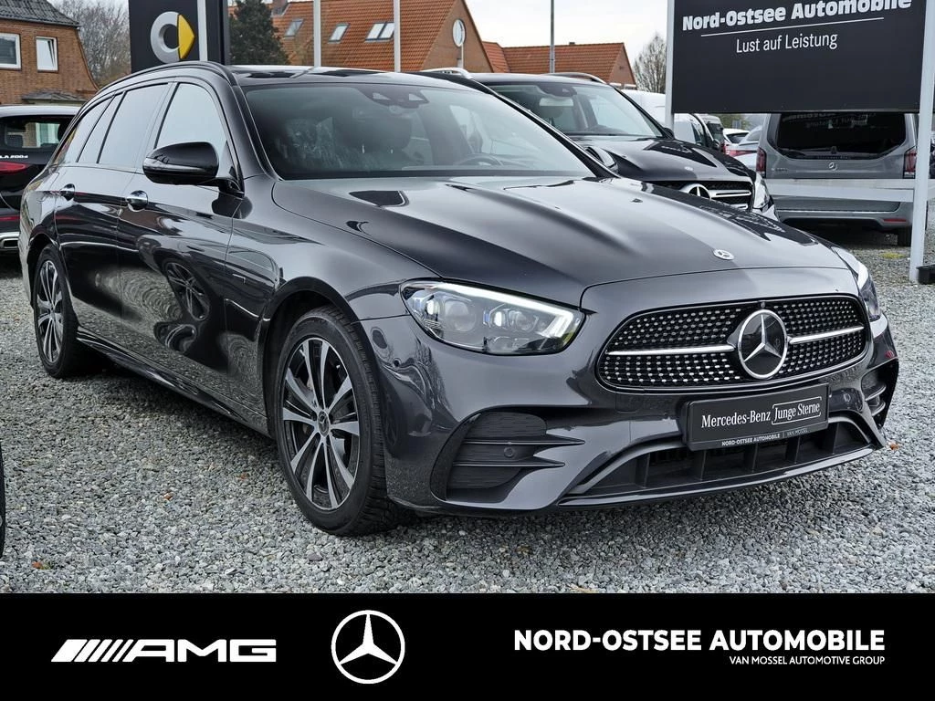 Mercedes-Benz E-Klasse 300 T de AMG PANO 360° AHK BURMESTER NIGHT AMG LineW213 E 300 T de AMG PANO 360° AHK BURMESTER NIGHT AMG Line