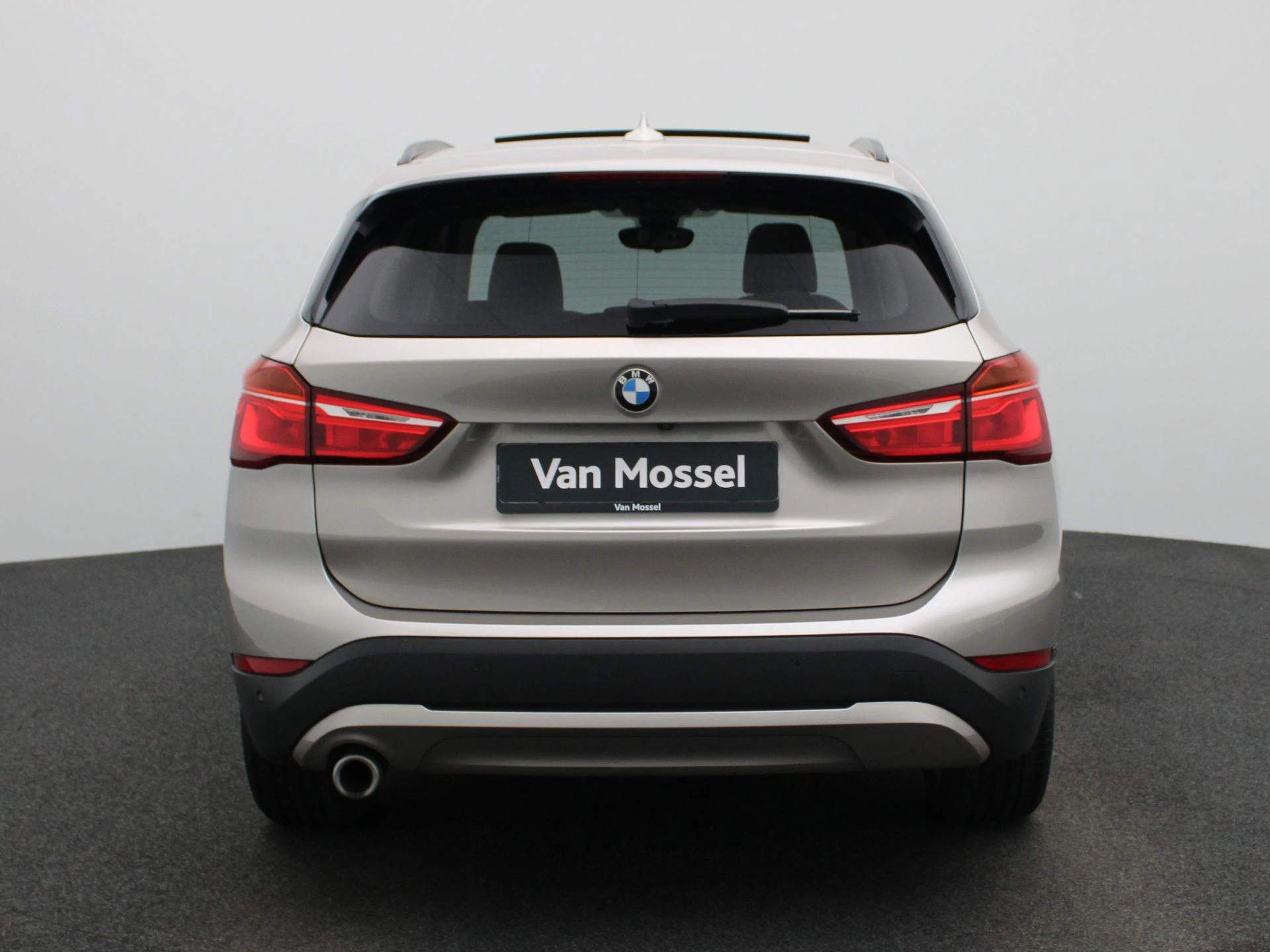 BMW X1 sDrive16dA (85 kW)