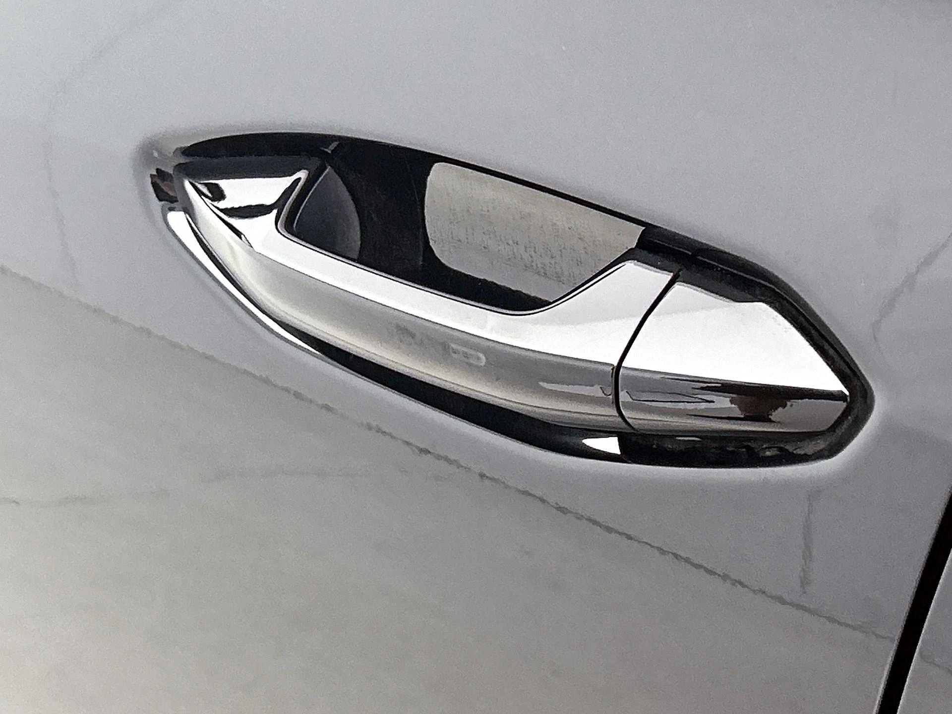 Audi-Q4 e-tron-image-27
