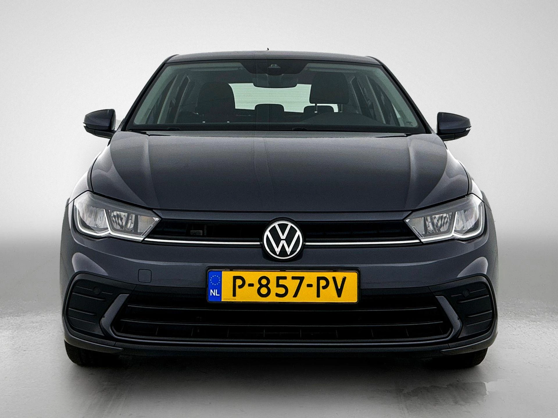 Volkswagen-Polo-image-4