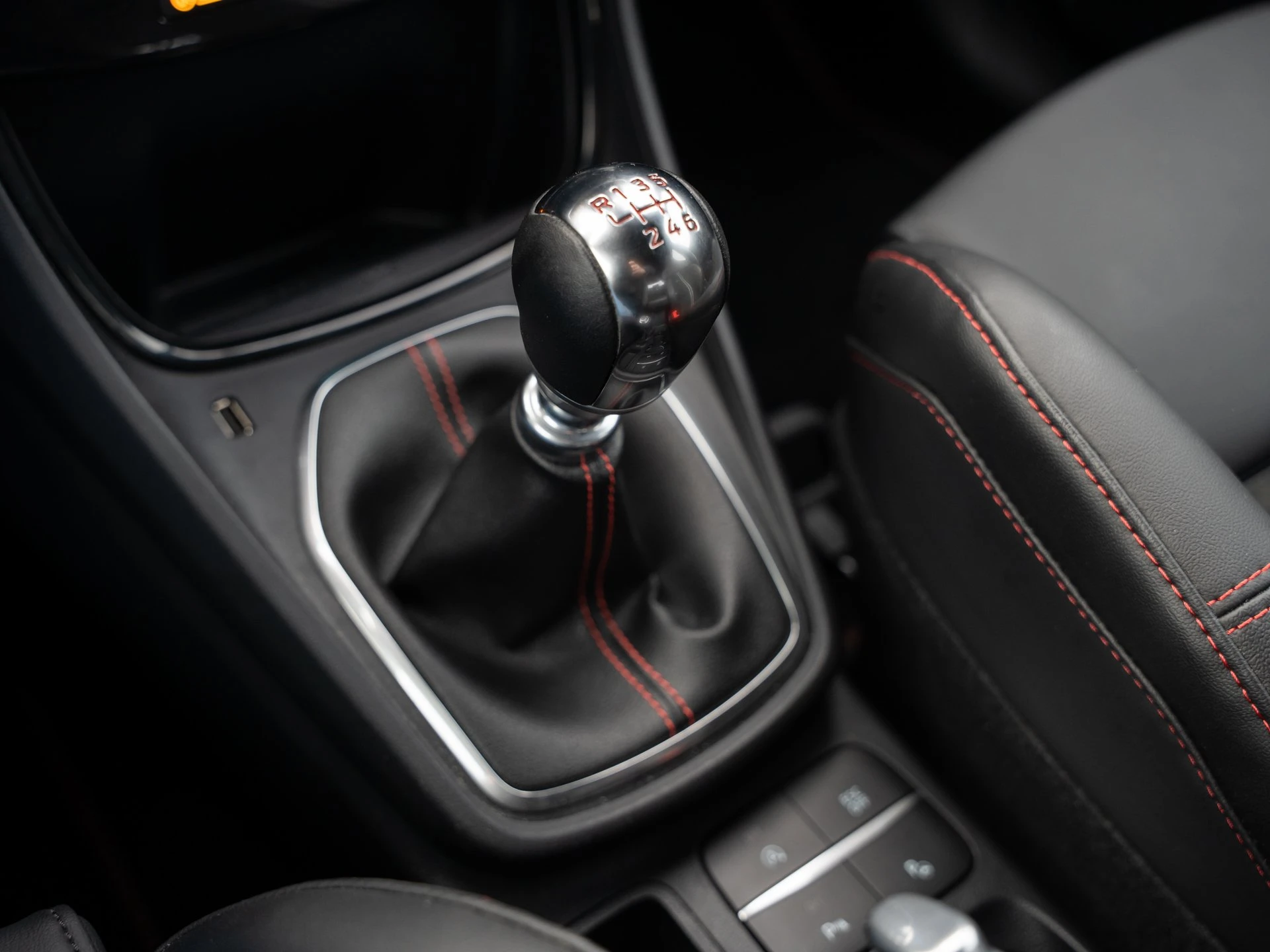 Ford-Puma-image-15