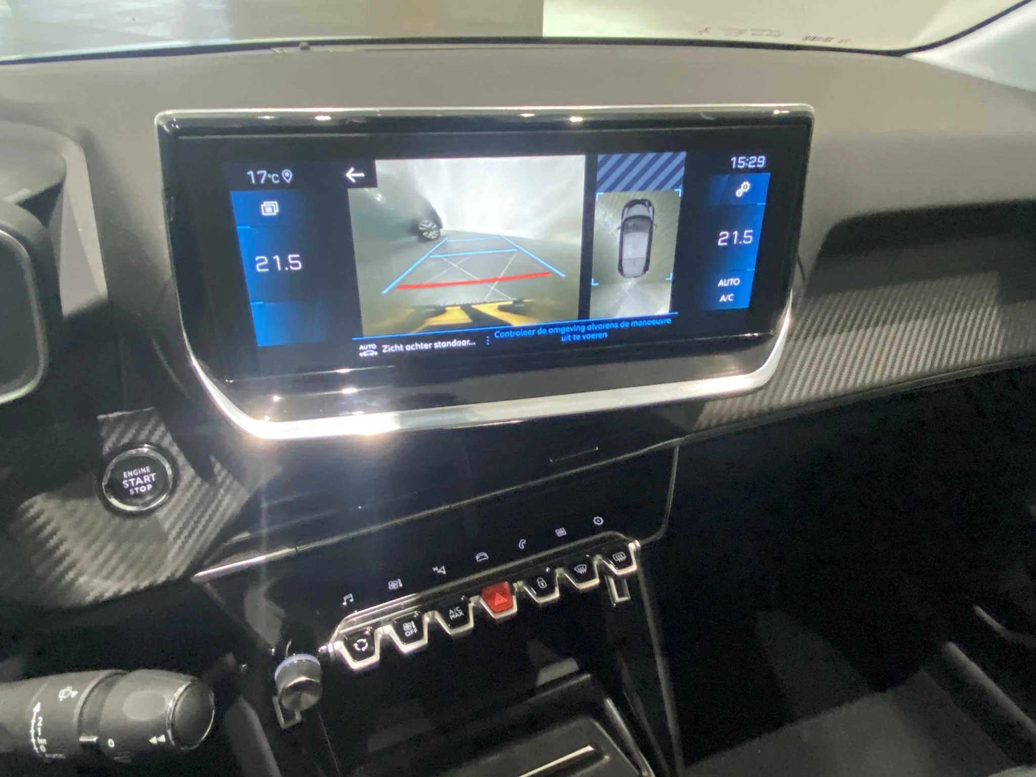 Peugeot-208-image-29