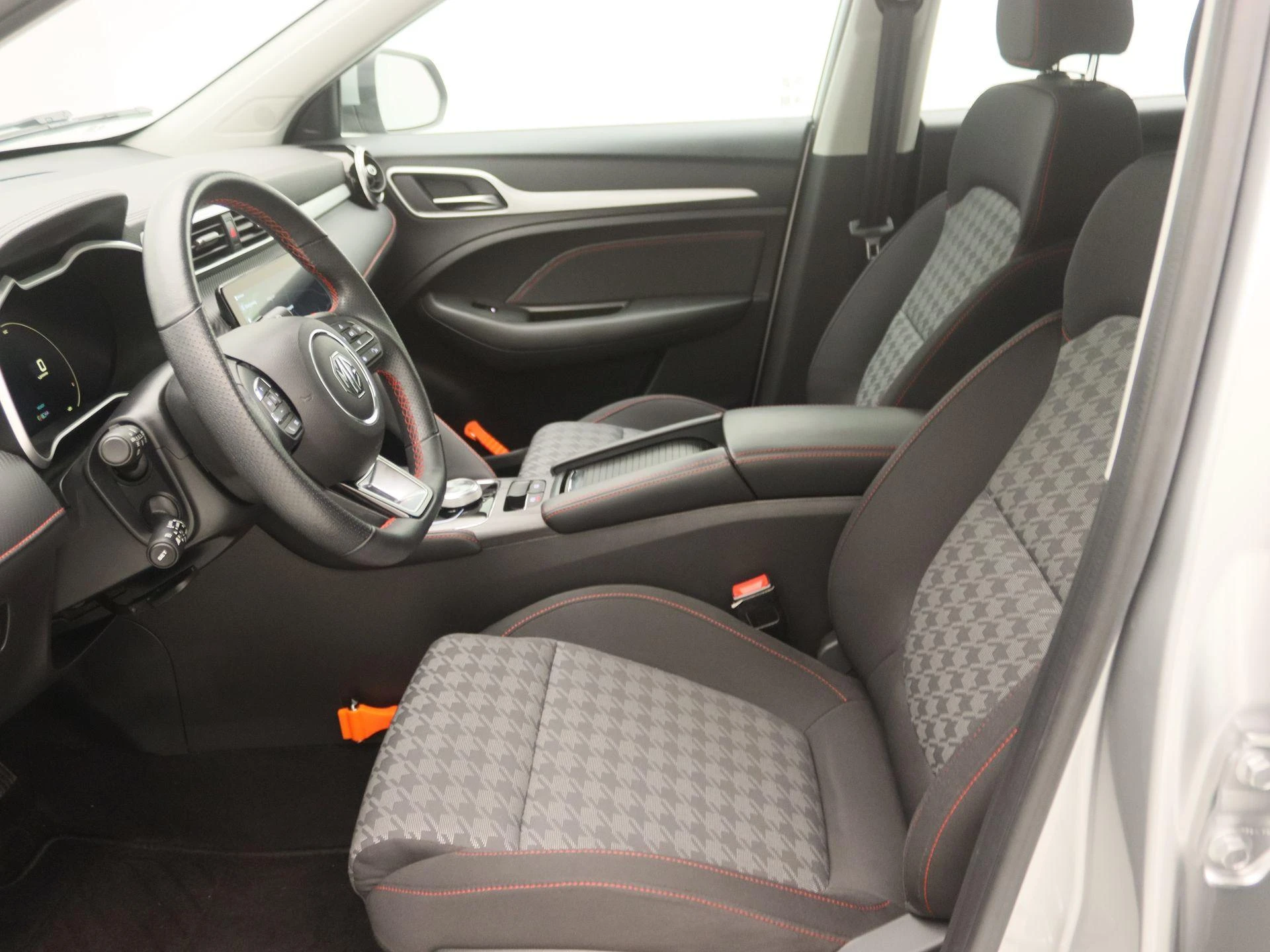MG-ZS EV-image-10