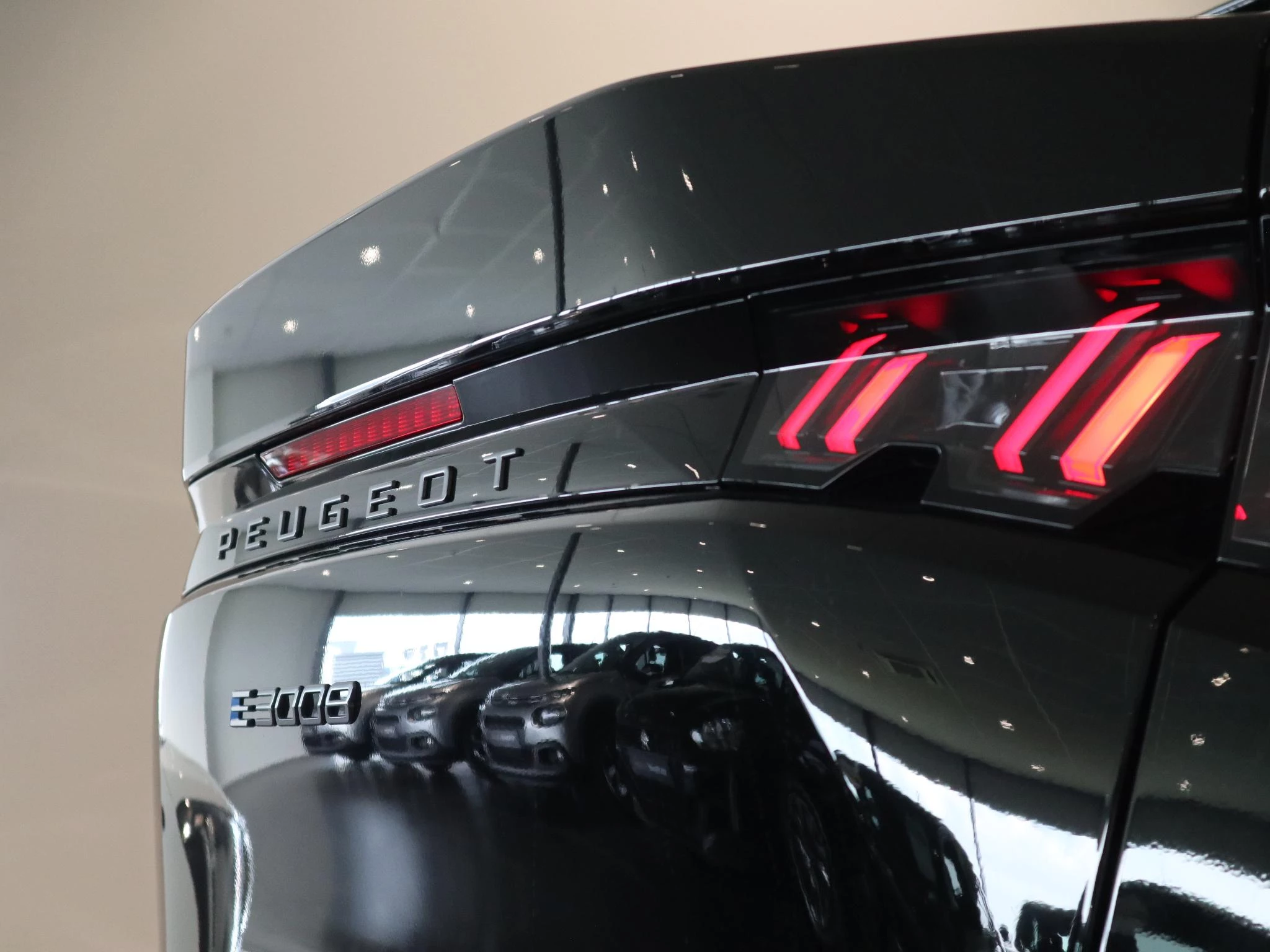 Peugeot 3008 Plug-in Hybrid 195 Allure