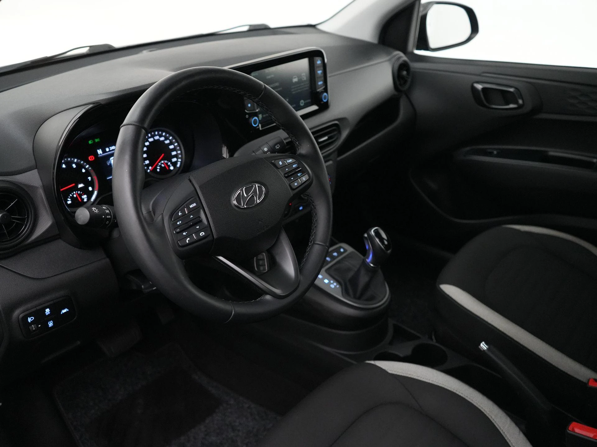 Hyundai-i10-image-26