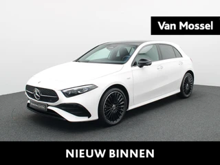 Mercedes-Benz A-Klasse 250 e AMG Line + MULTIBEAM LED + PANO DAK + CARPLAY +