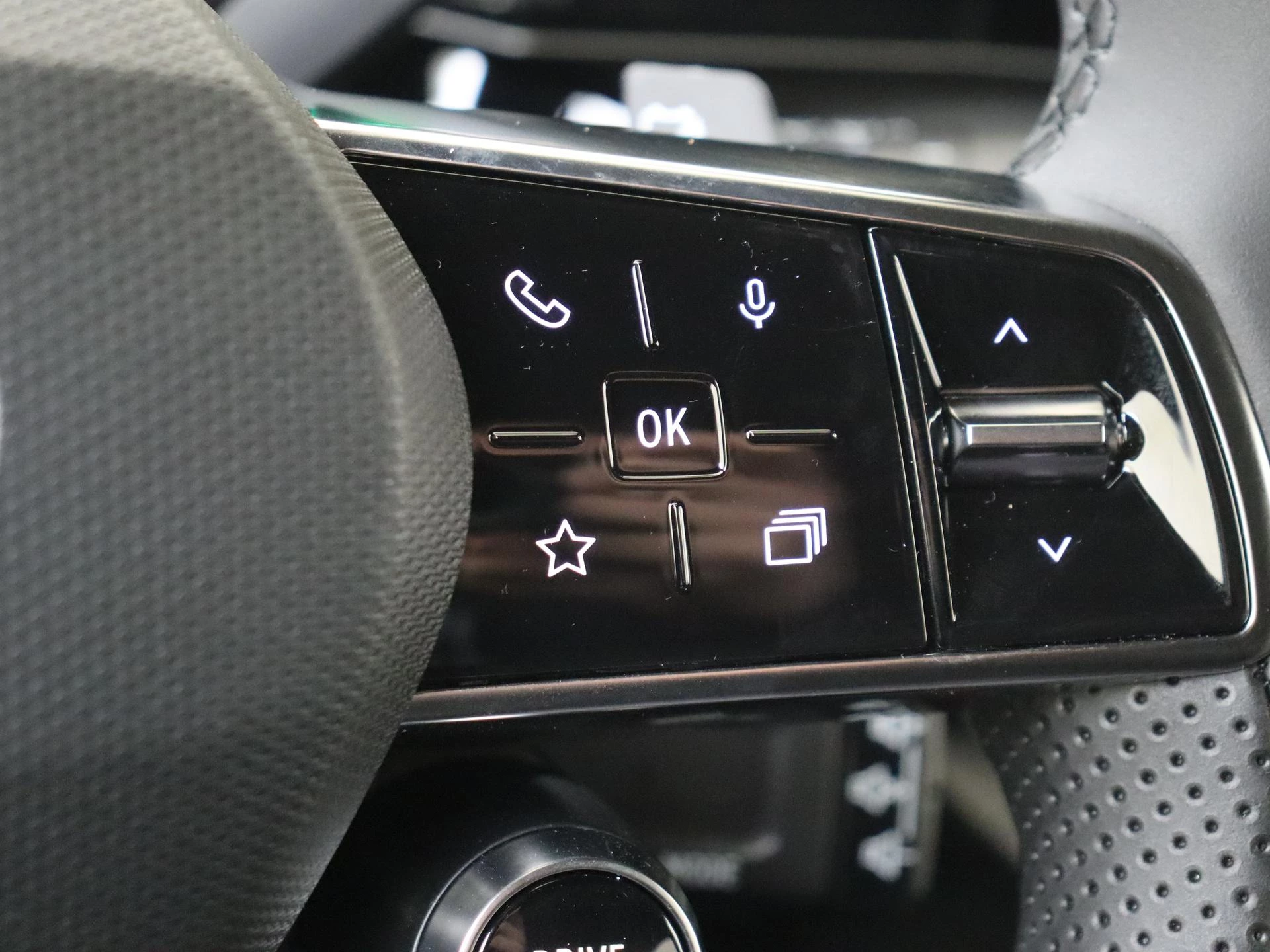 Nissan-Micra-image-18