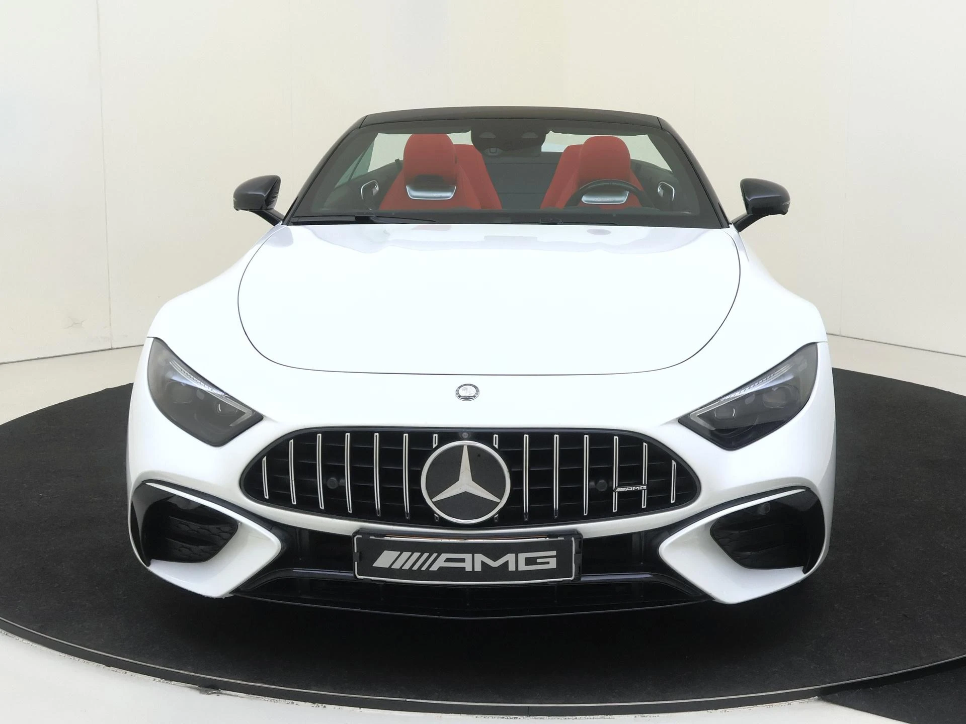 Mercedes-Benz-SL-image-5