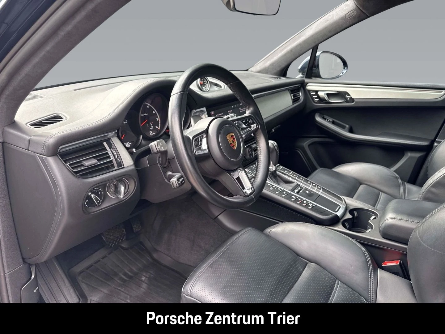 Porsche-Macan-image-3