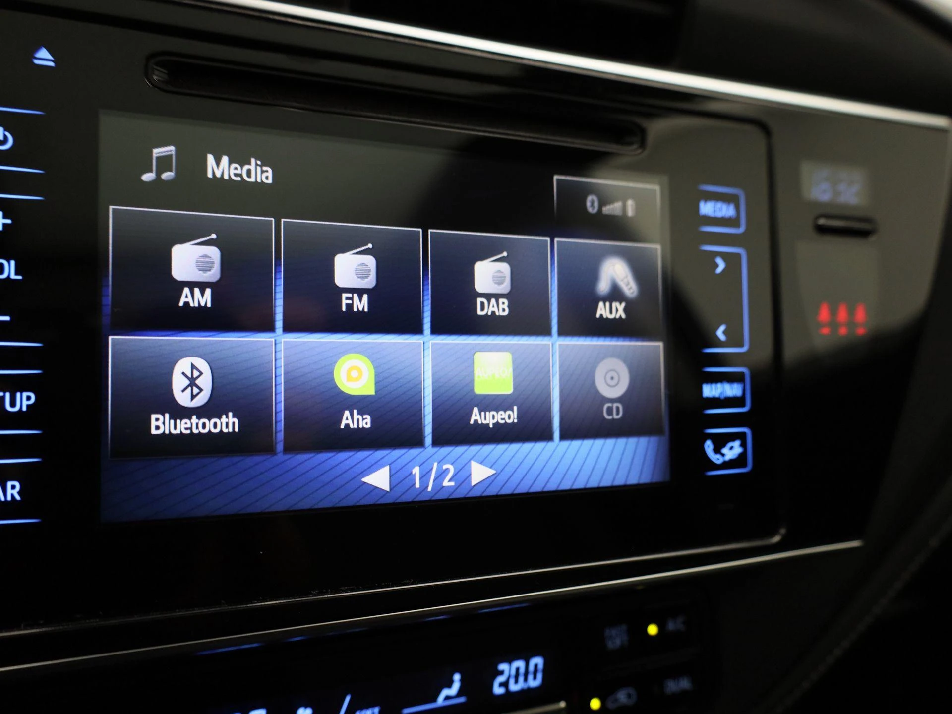 Toyota-Auris-image-16