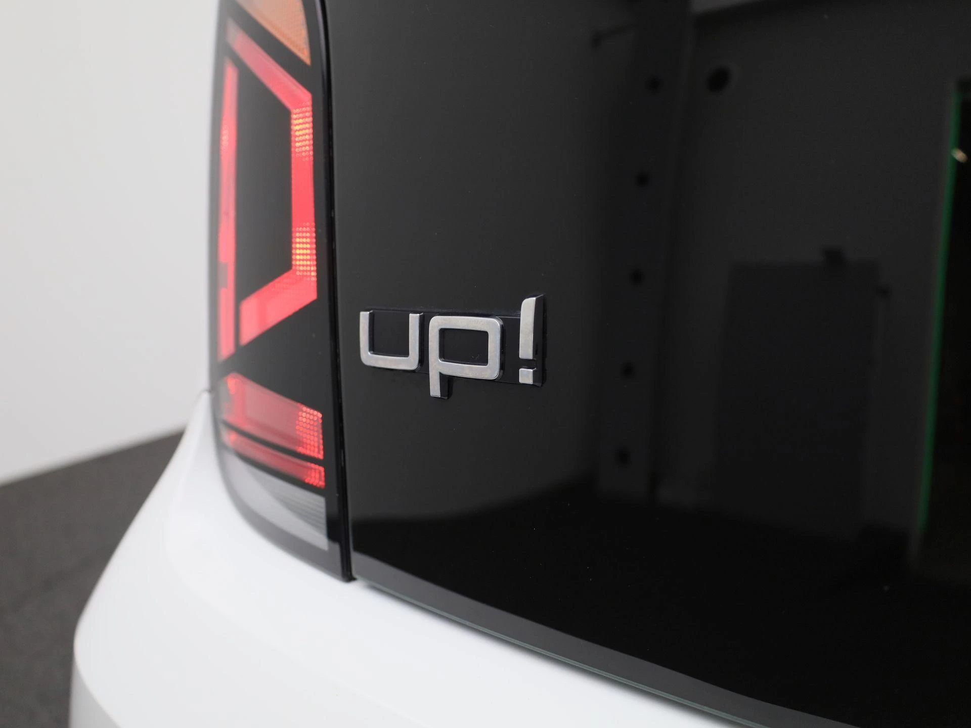 Volkswagen-up!-image-20