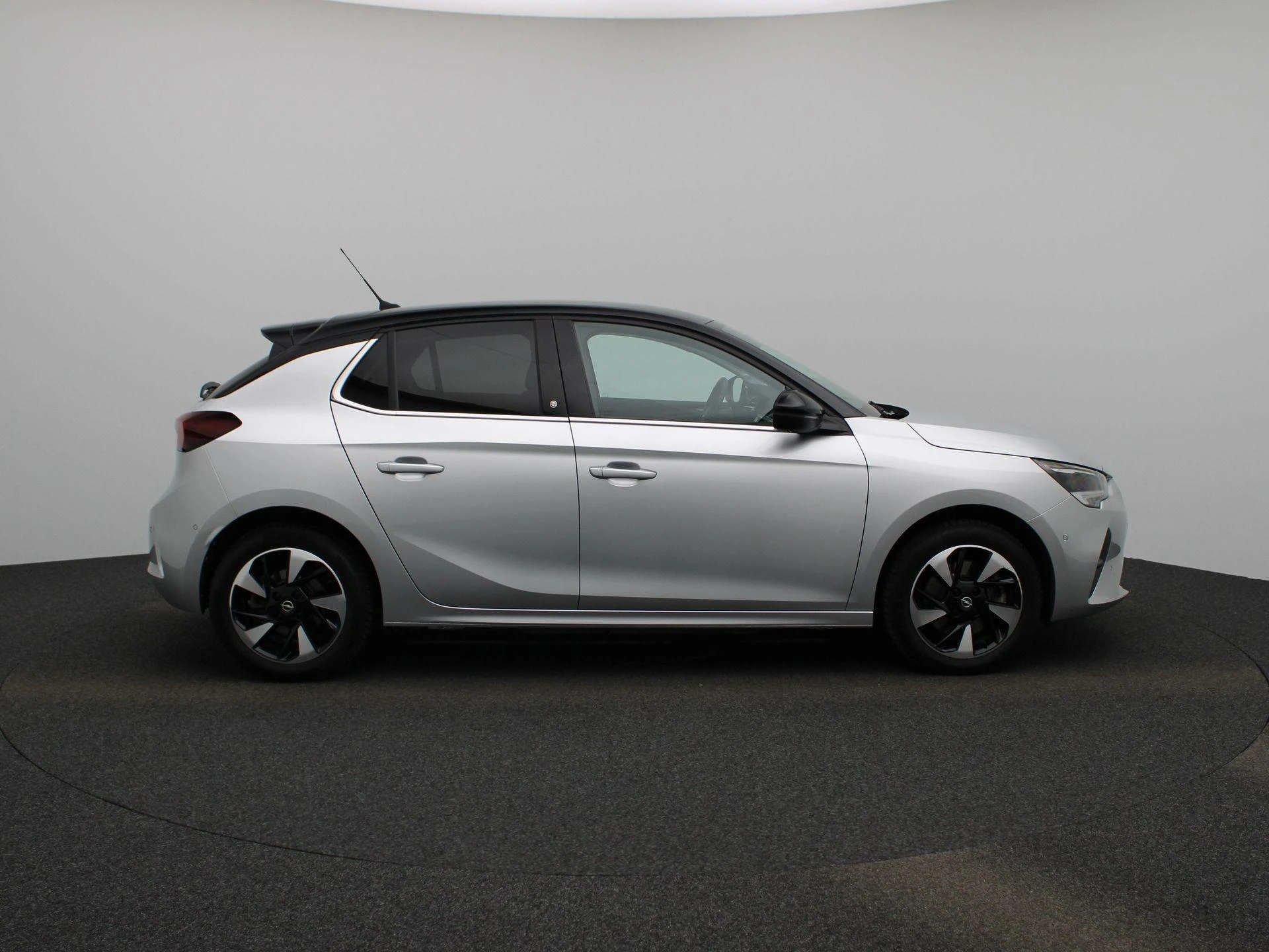 Opel-Corsa-e-image-5