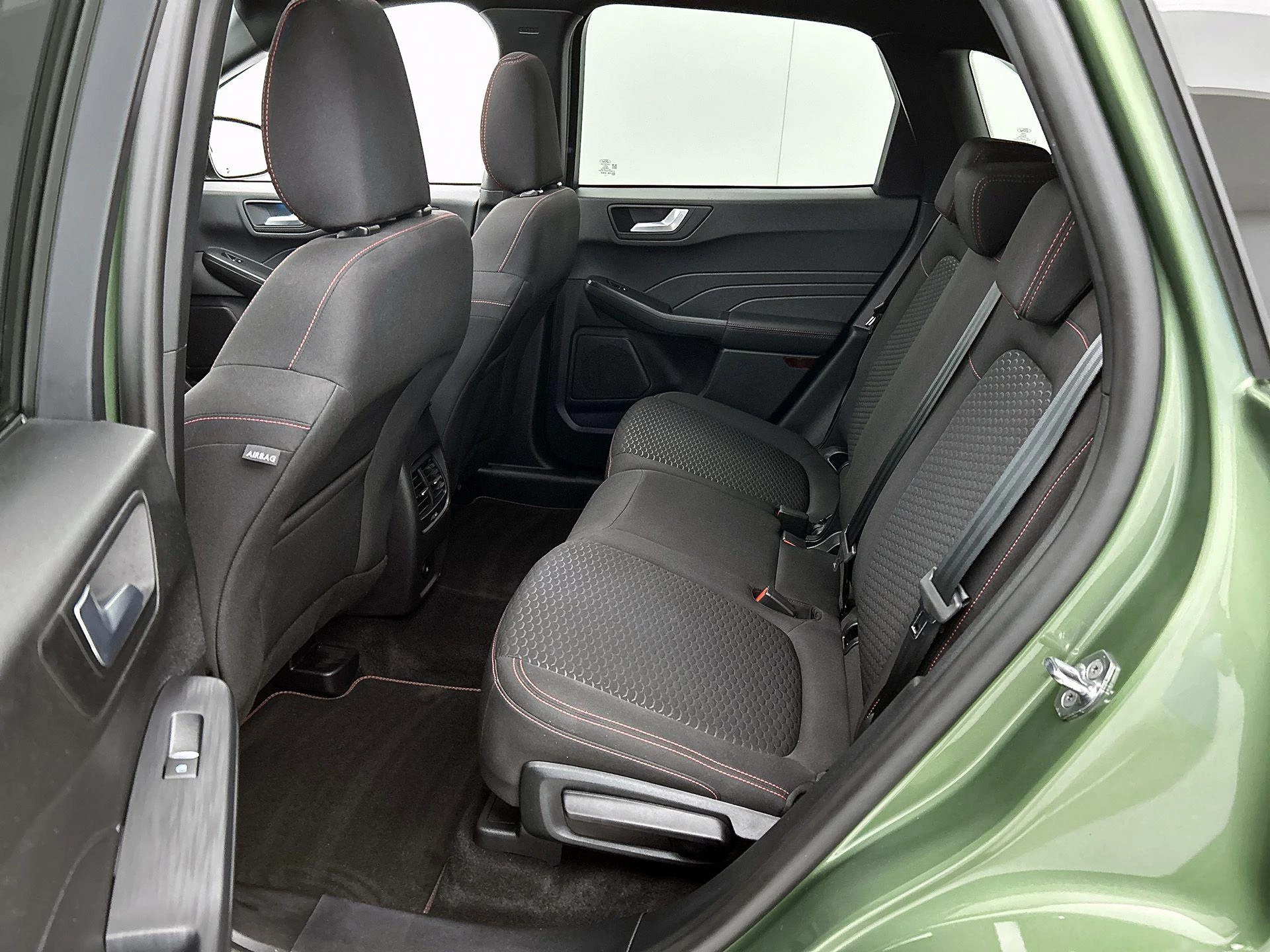 Ford-Kuga-image-25