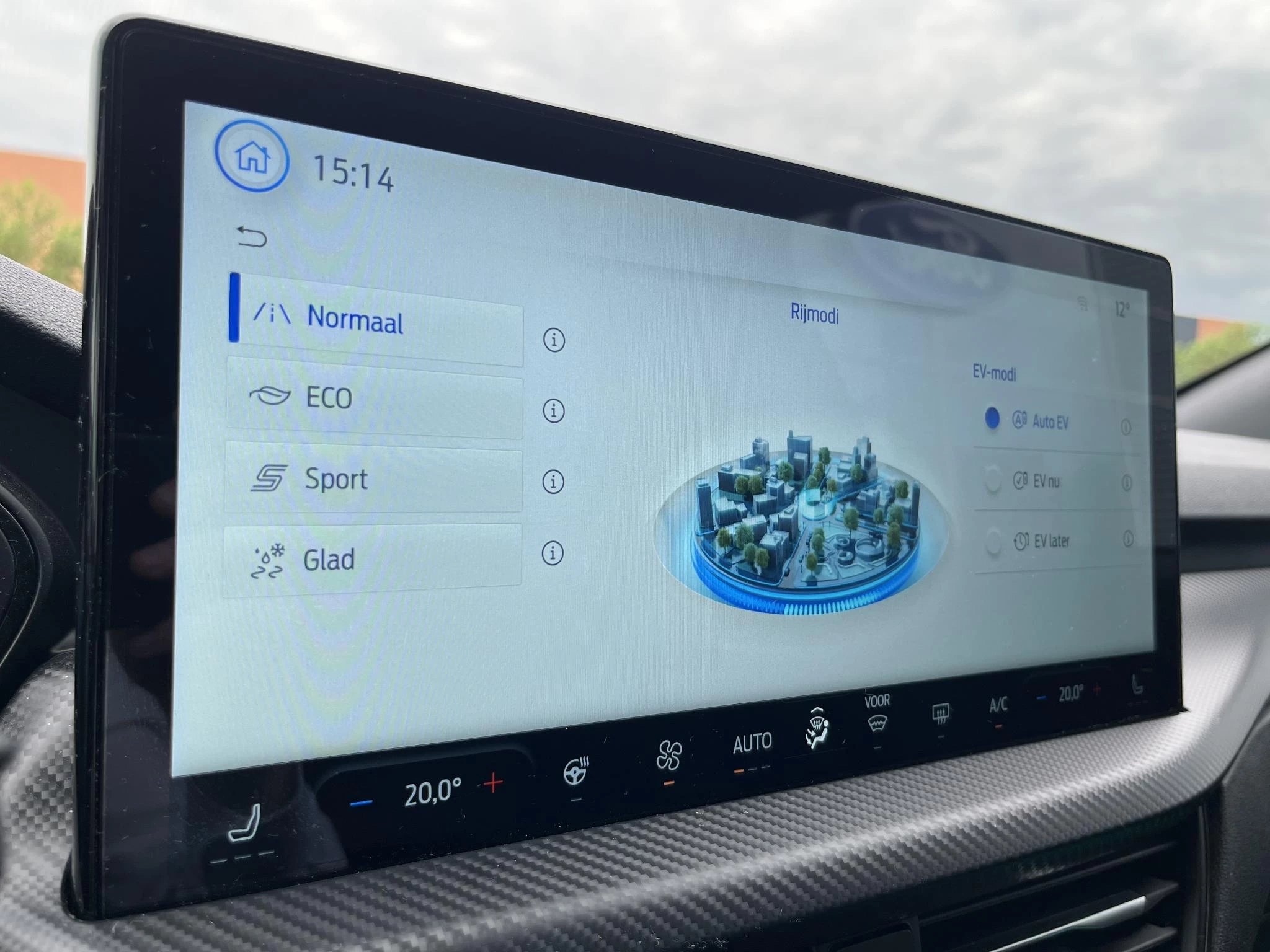 Ford-Kuga-image-26