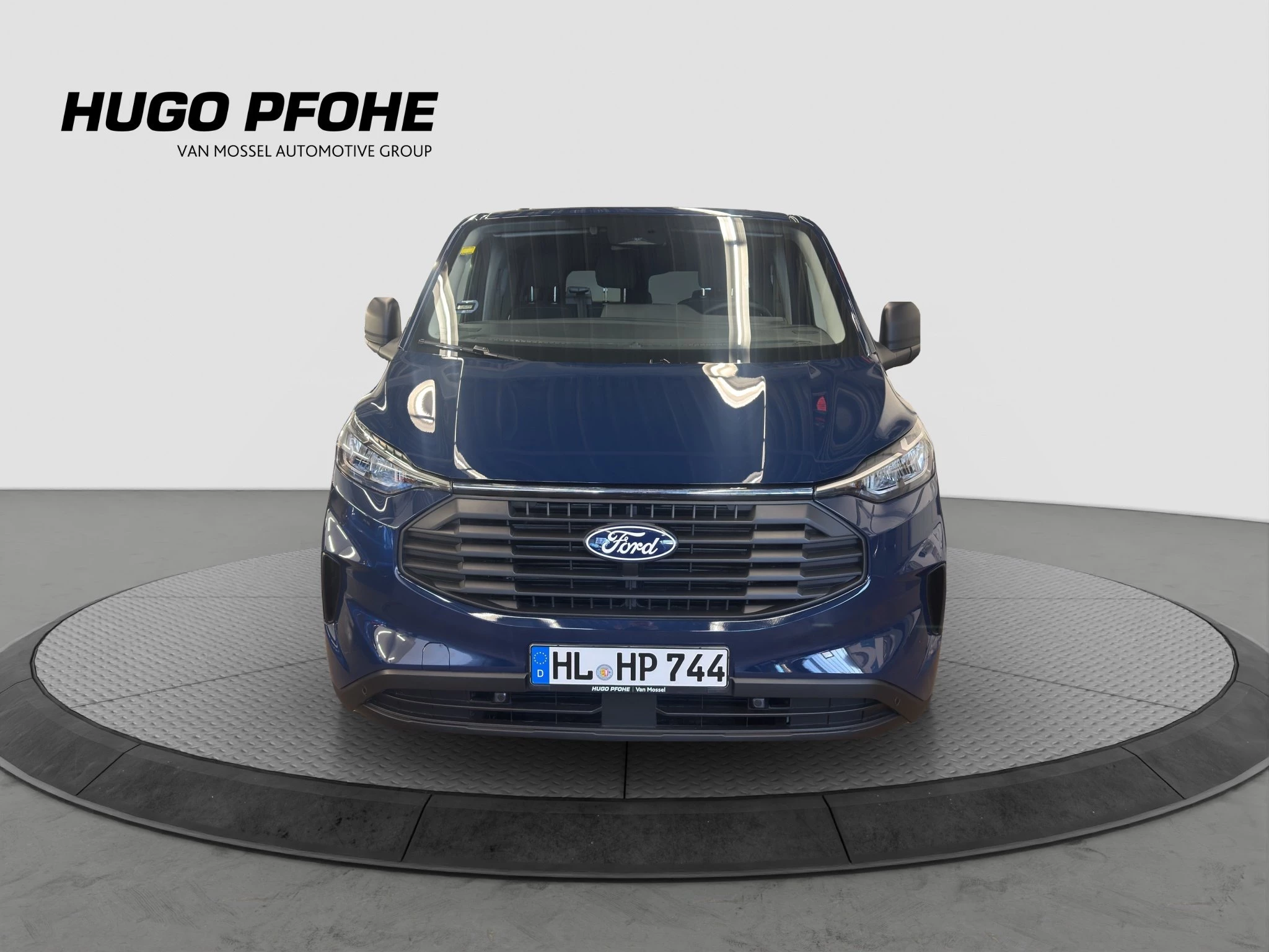 Ford-Transit Custom-image-5