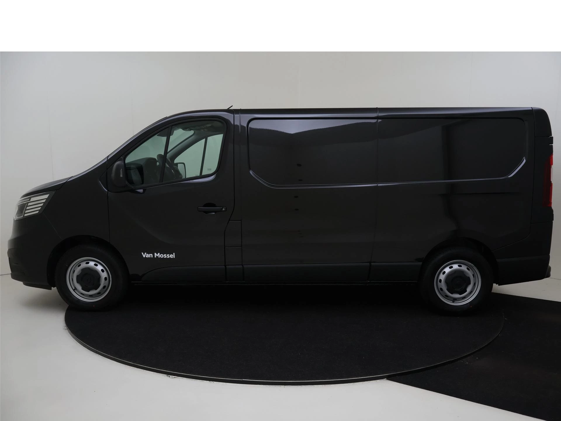 Renault-Trafic-image-1