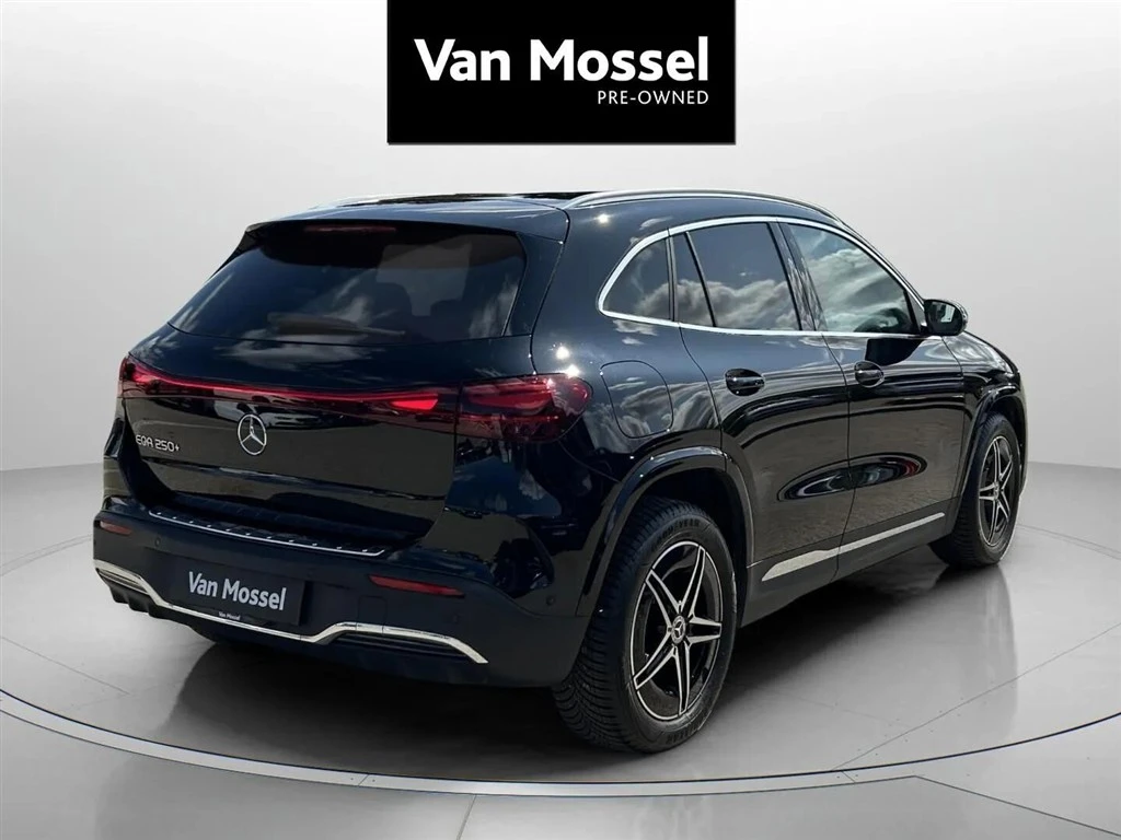 Mercedes-Benz-EQA-image-4