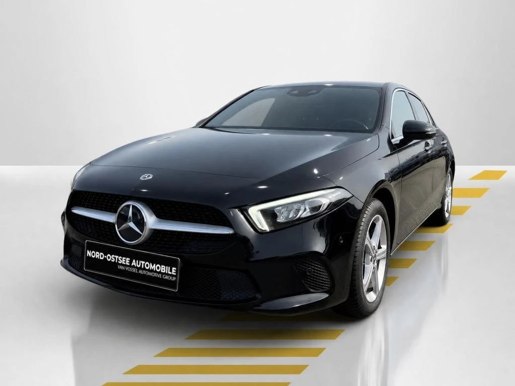 Mercedes-Benz-A-Klasse 250 e-image-1
