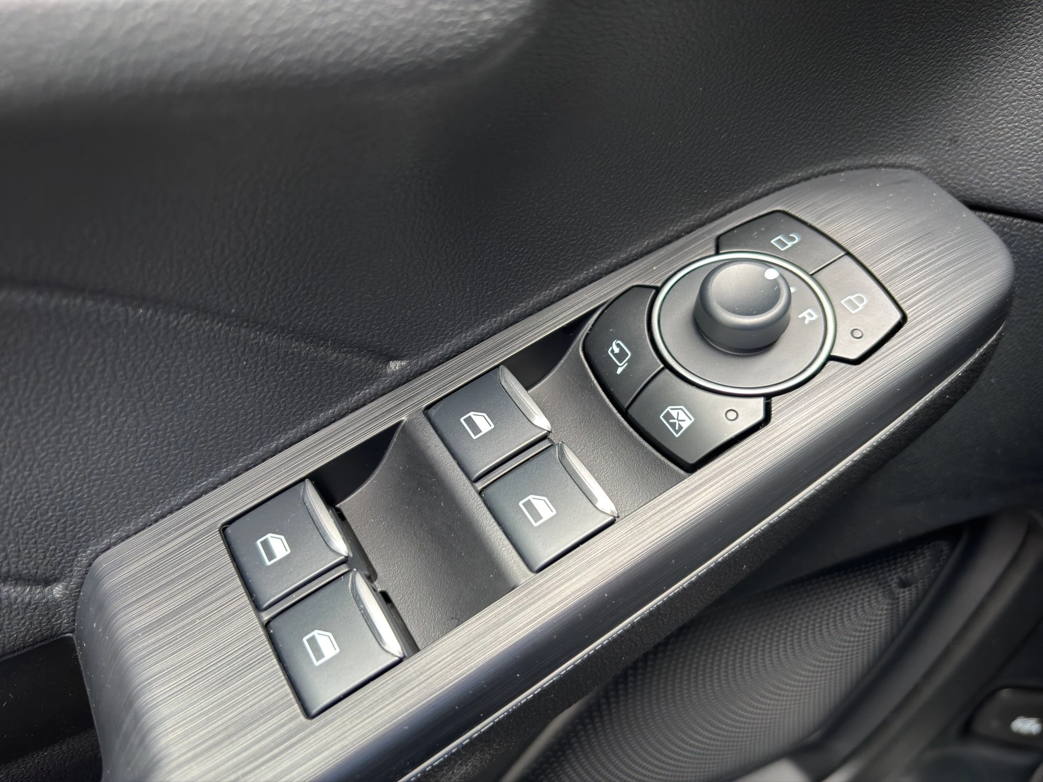 Ford Kuga ST-Line Aut.*KAM*LED-MATRIX*NAVI*GRA*WINTER-PKT.