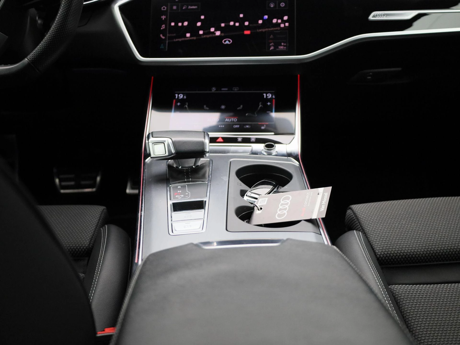 Audi-A6-image-9
