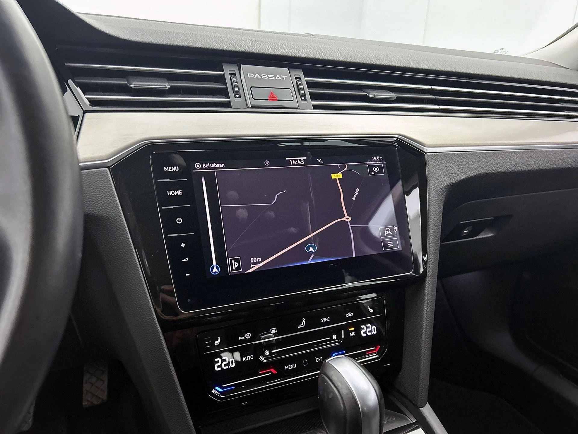 Volkswagen-Passat-image-31