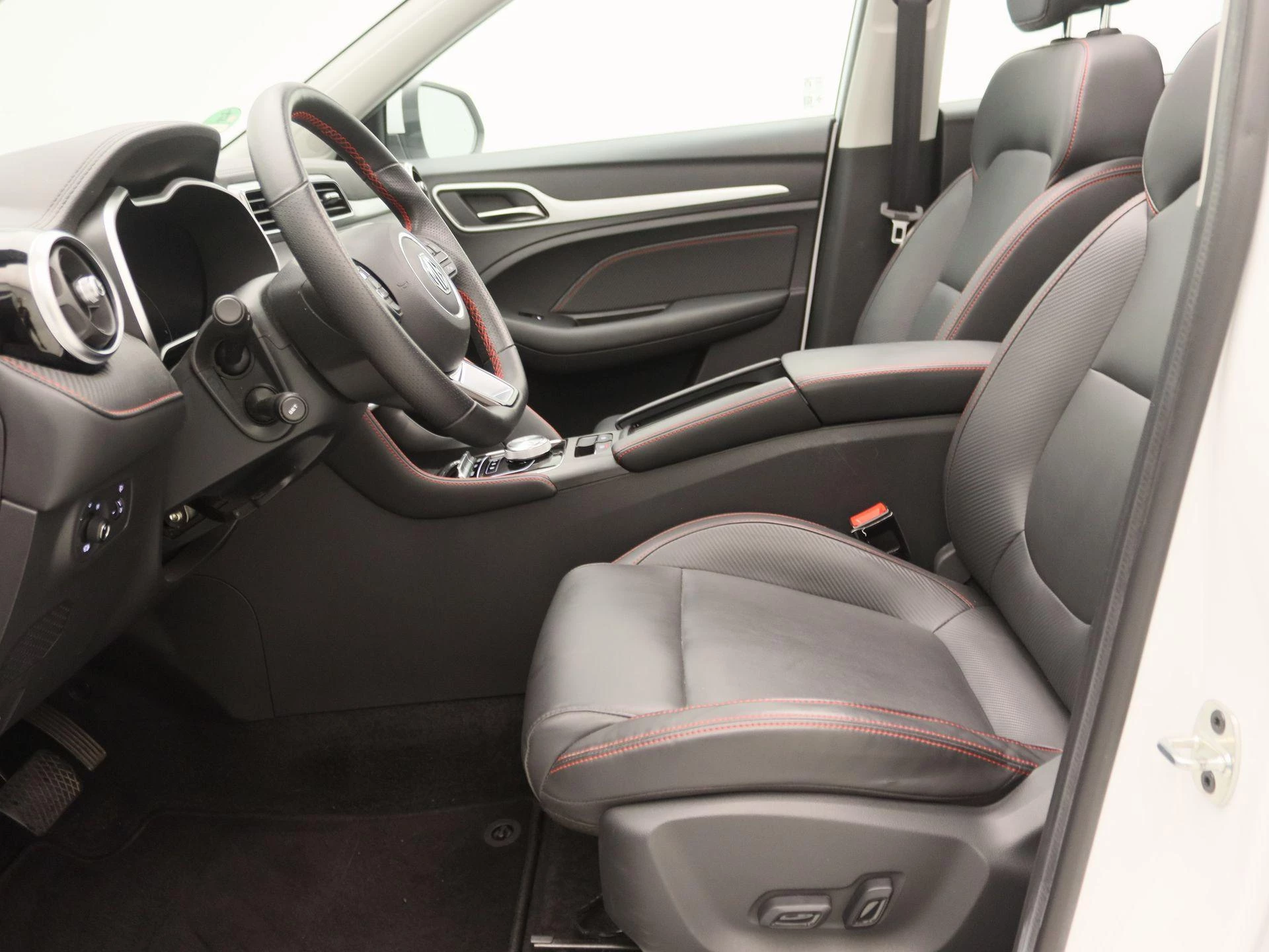 MG ZS EV Long Range Luxury 70 kWh
