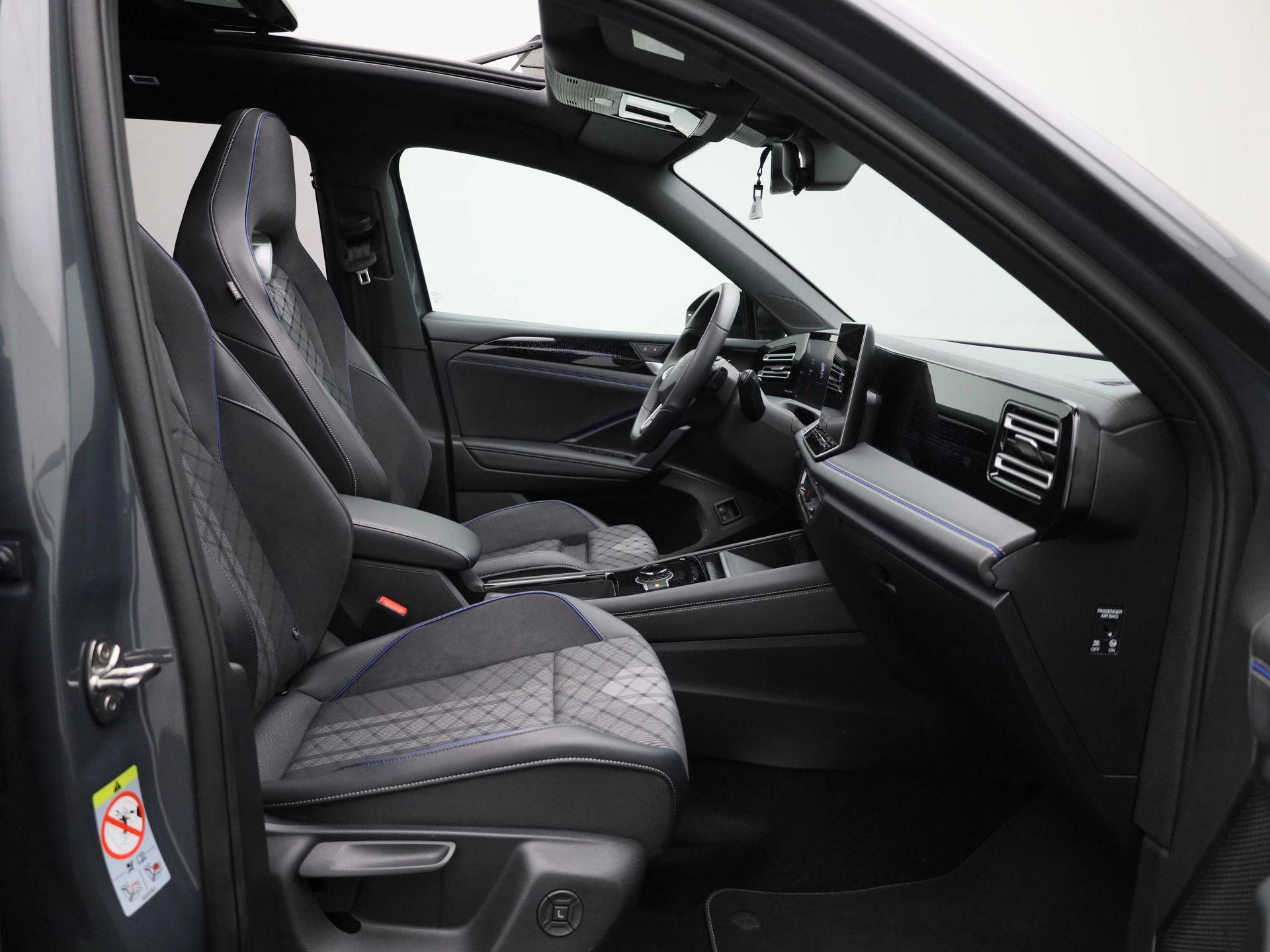 Volkswagen-Tiguan-image-44
