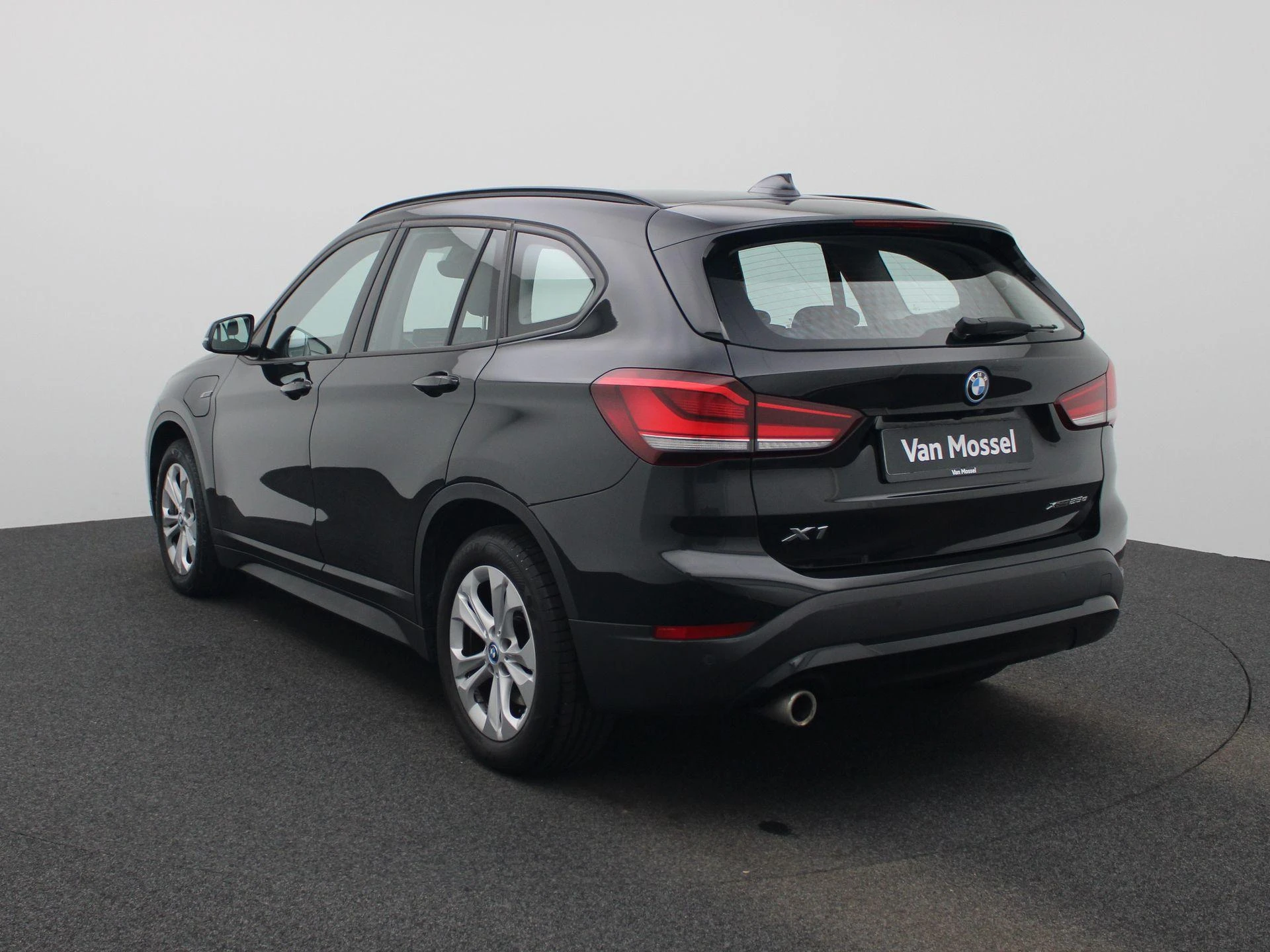 BMW X1 xDrive25e (162 kW)