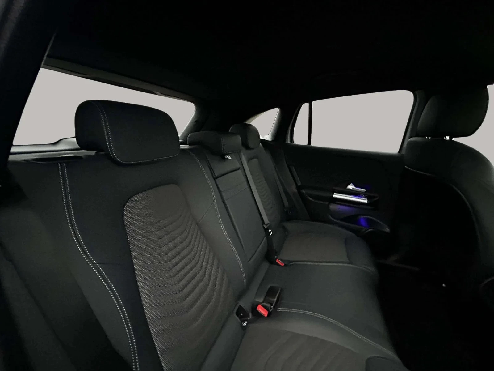 Mercedes-Benz-EQA-image-13