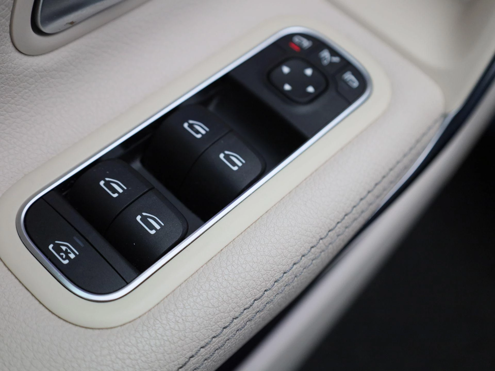 Mercedes-Benz-A-Klasse-image-32